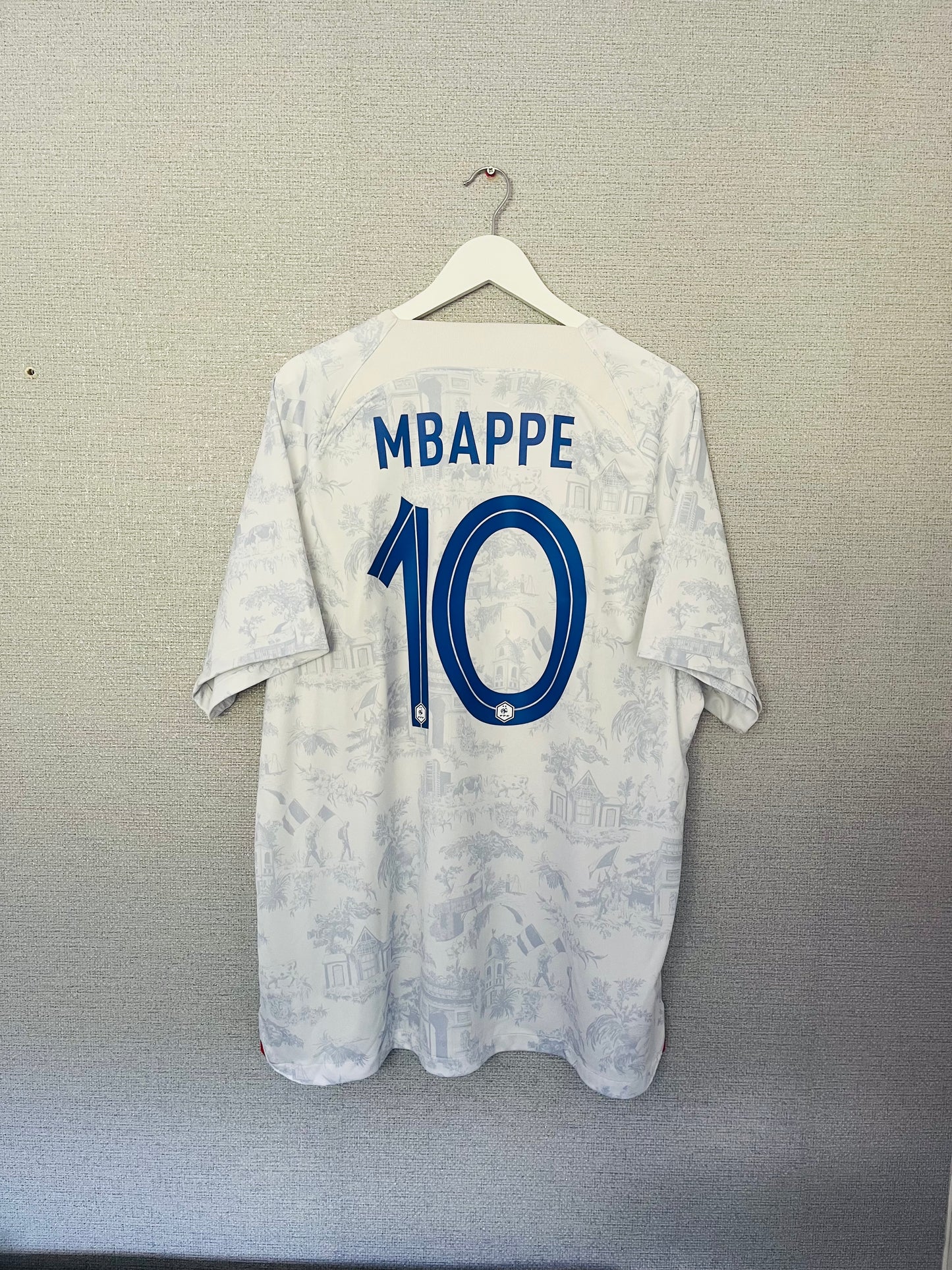 France away football shirt World Cup 2022 Mbappe XXL