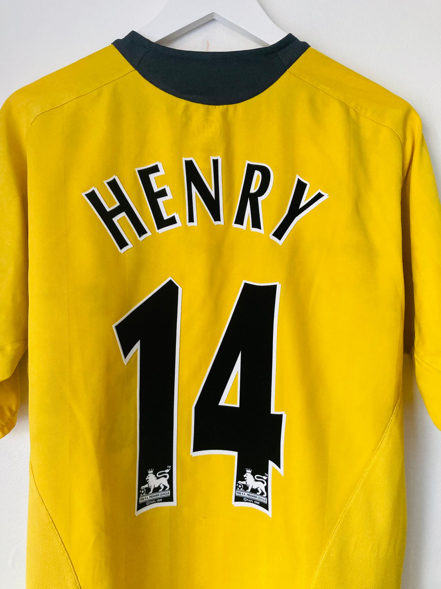 Arsenal away football shirt 2005/06 Henry Large