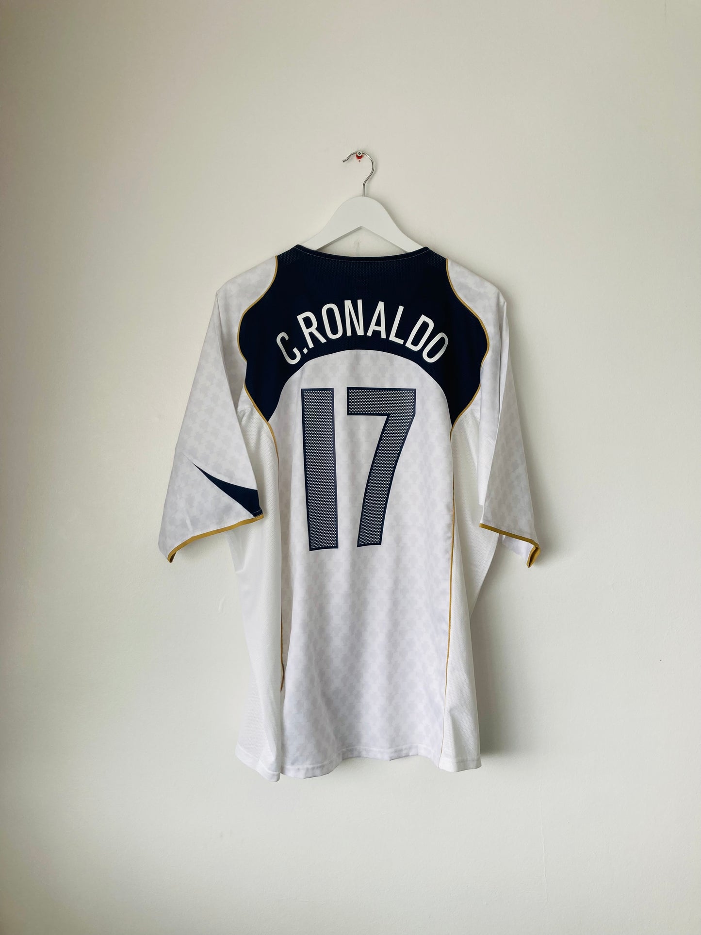 Portugal away football shirt 2004/06 Ronaldo XXL