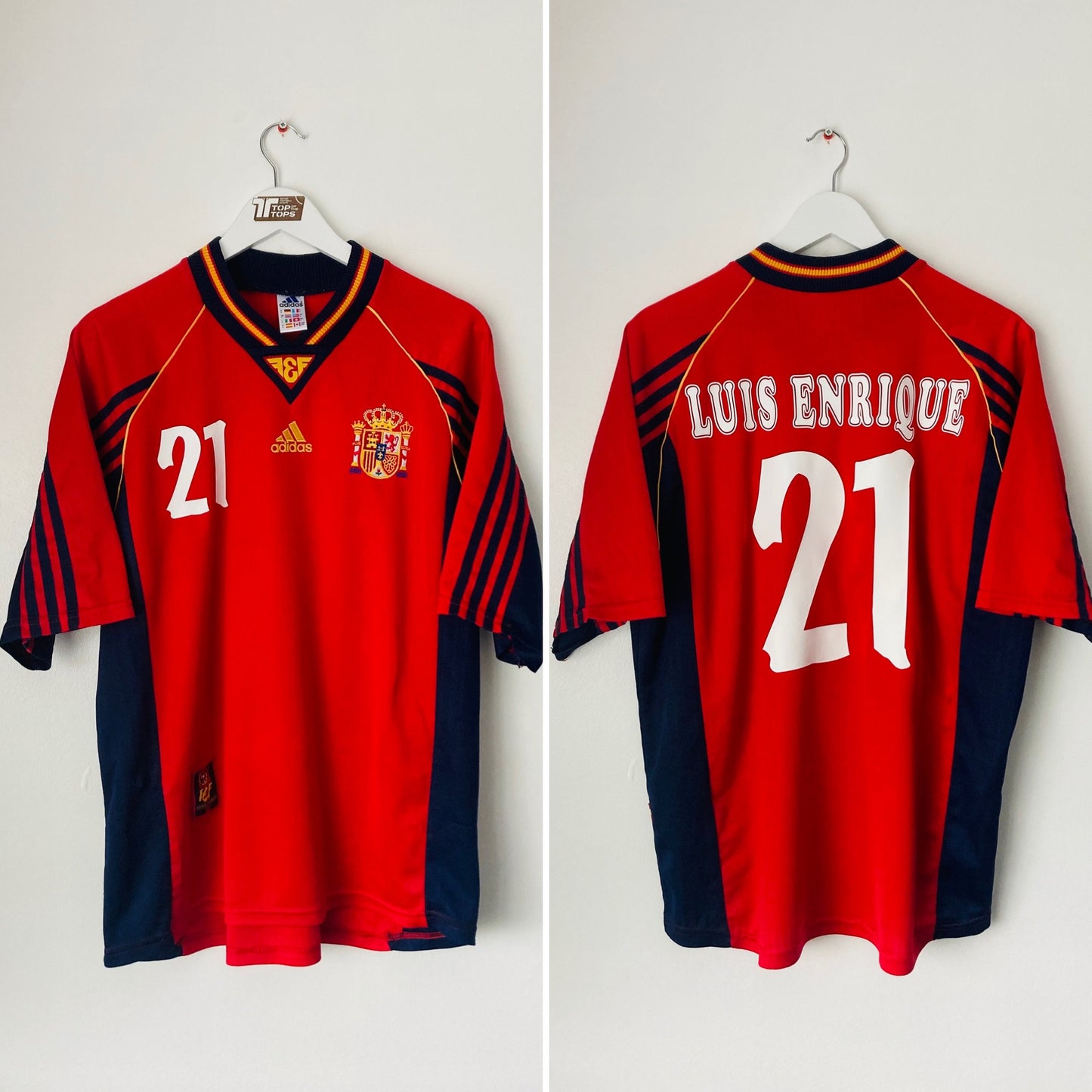 Spain home football shirt
W/C1998 Luiz Enrique Large