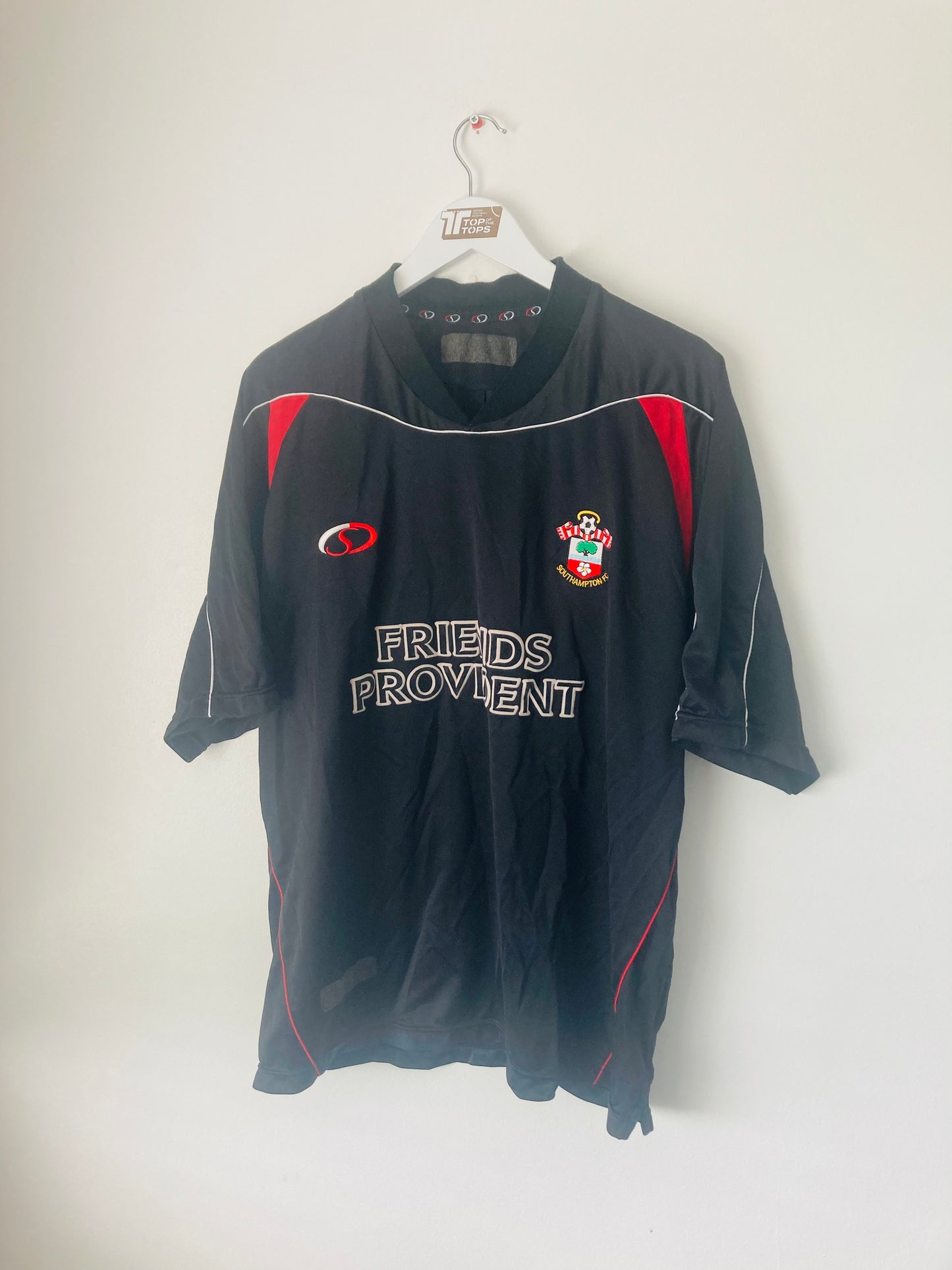 Southampton away football shirt
2001/02 XL