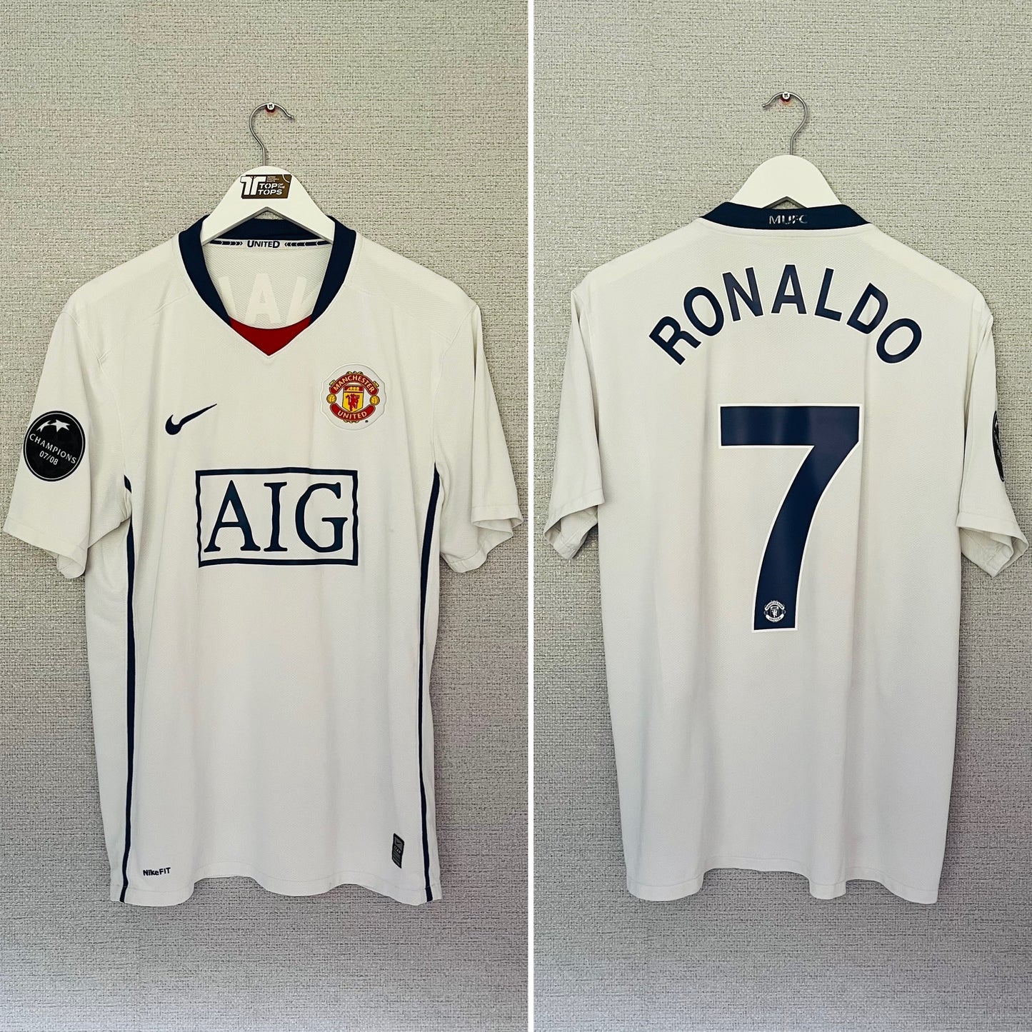 Manchester United away football shirt
2008/09 CR7 Large