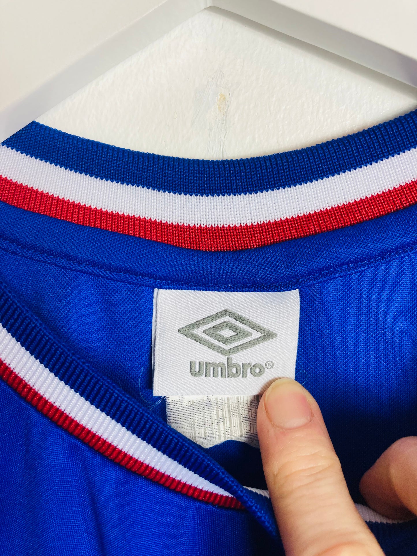 Cruz Azul home football shirt
2010/11 medium