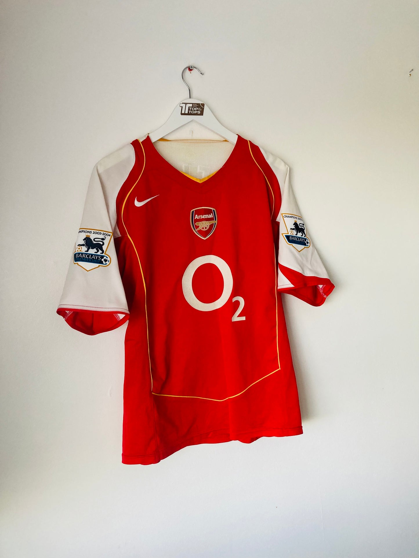 Arsenal home football shirt
2004/05 Vieira Medium