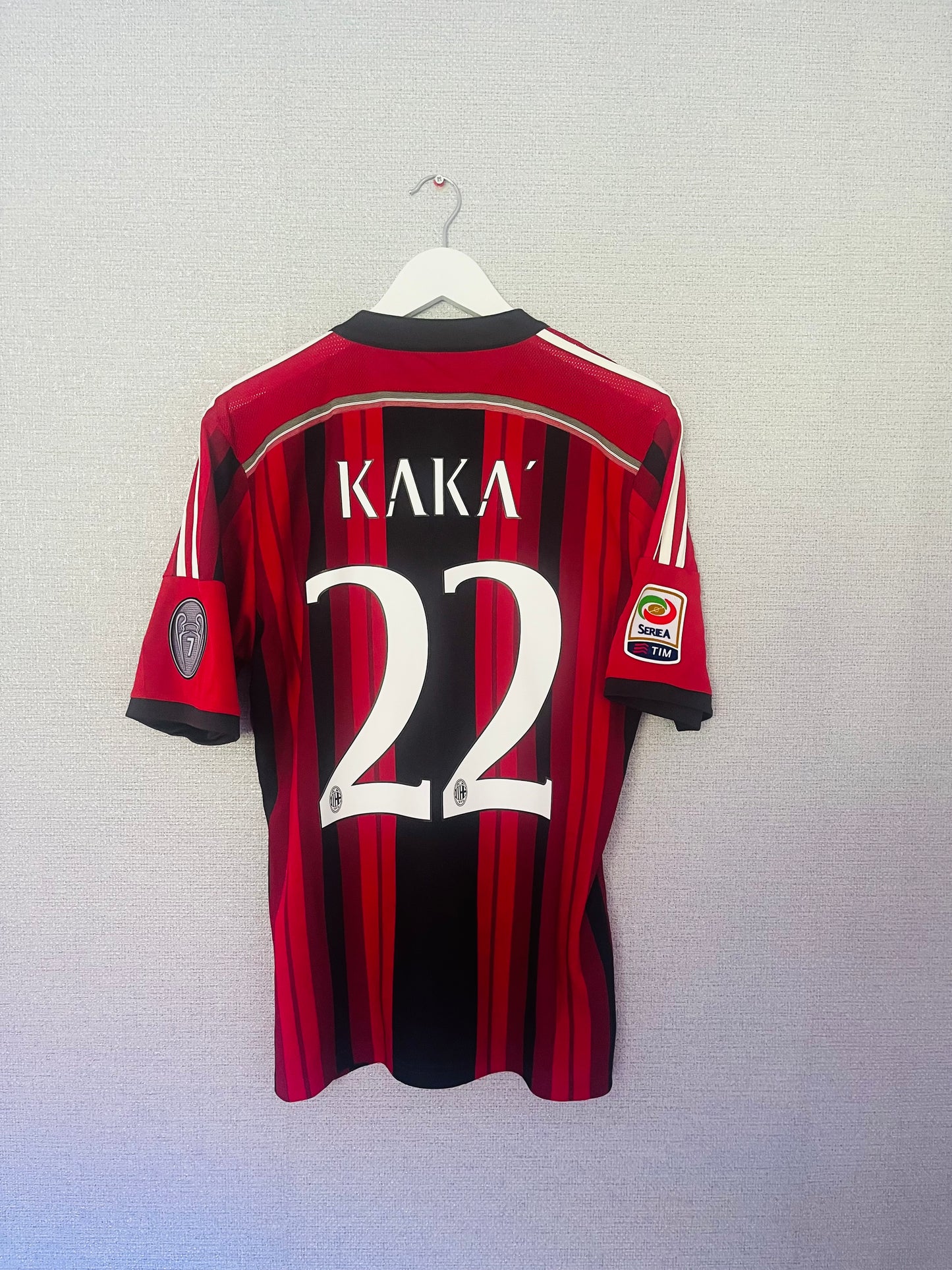 AC Milan home football shirt
2014/16 Kaka Medium