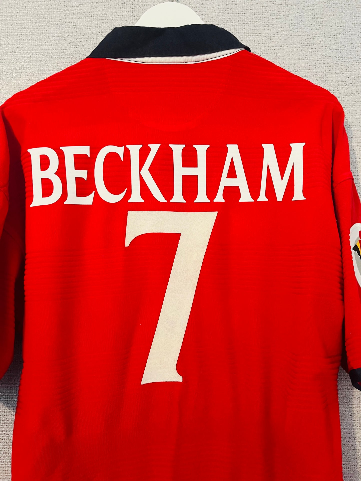 England away football shirt     Euro 2000 Beckham Large