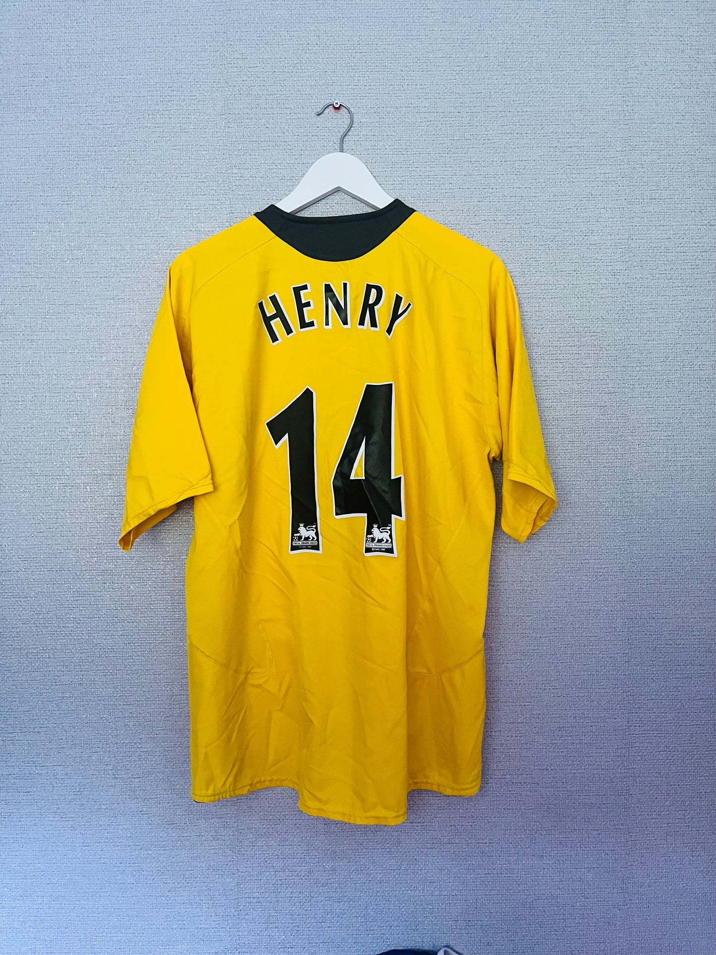Arsenal away football shirt 2005/06 Henry Large