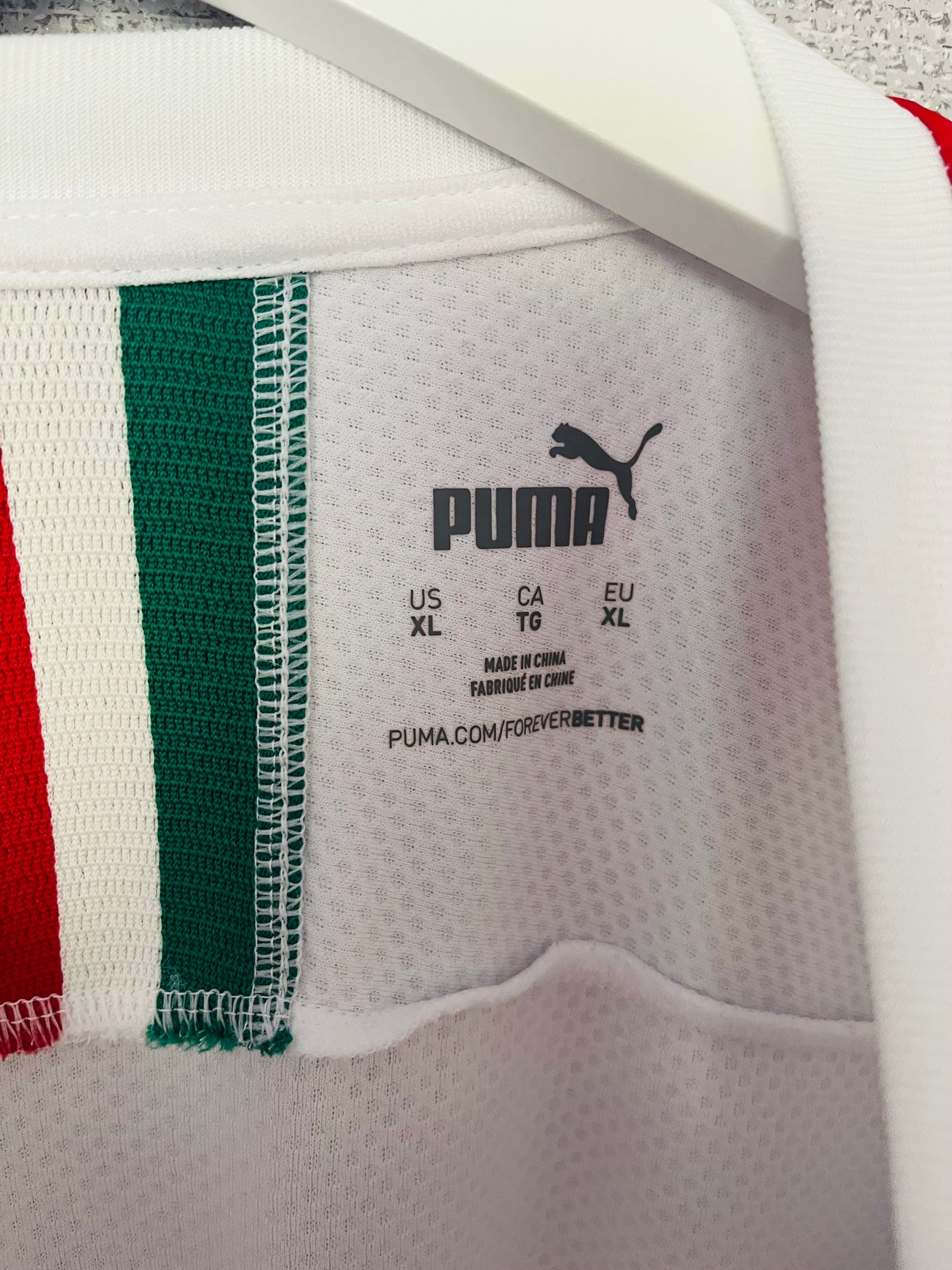 AC Milan away football shirt
2019/20 Zlatan XL