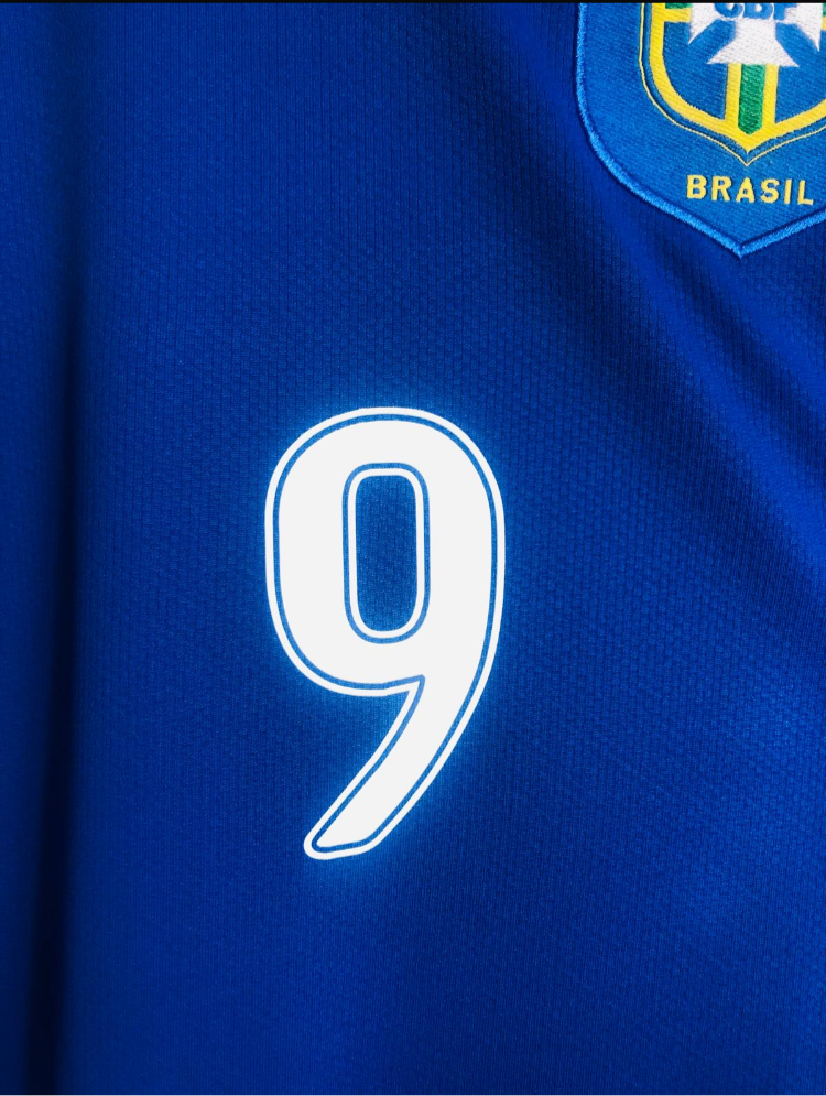Brazil away football shirt W/C 2006 R9 Large