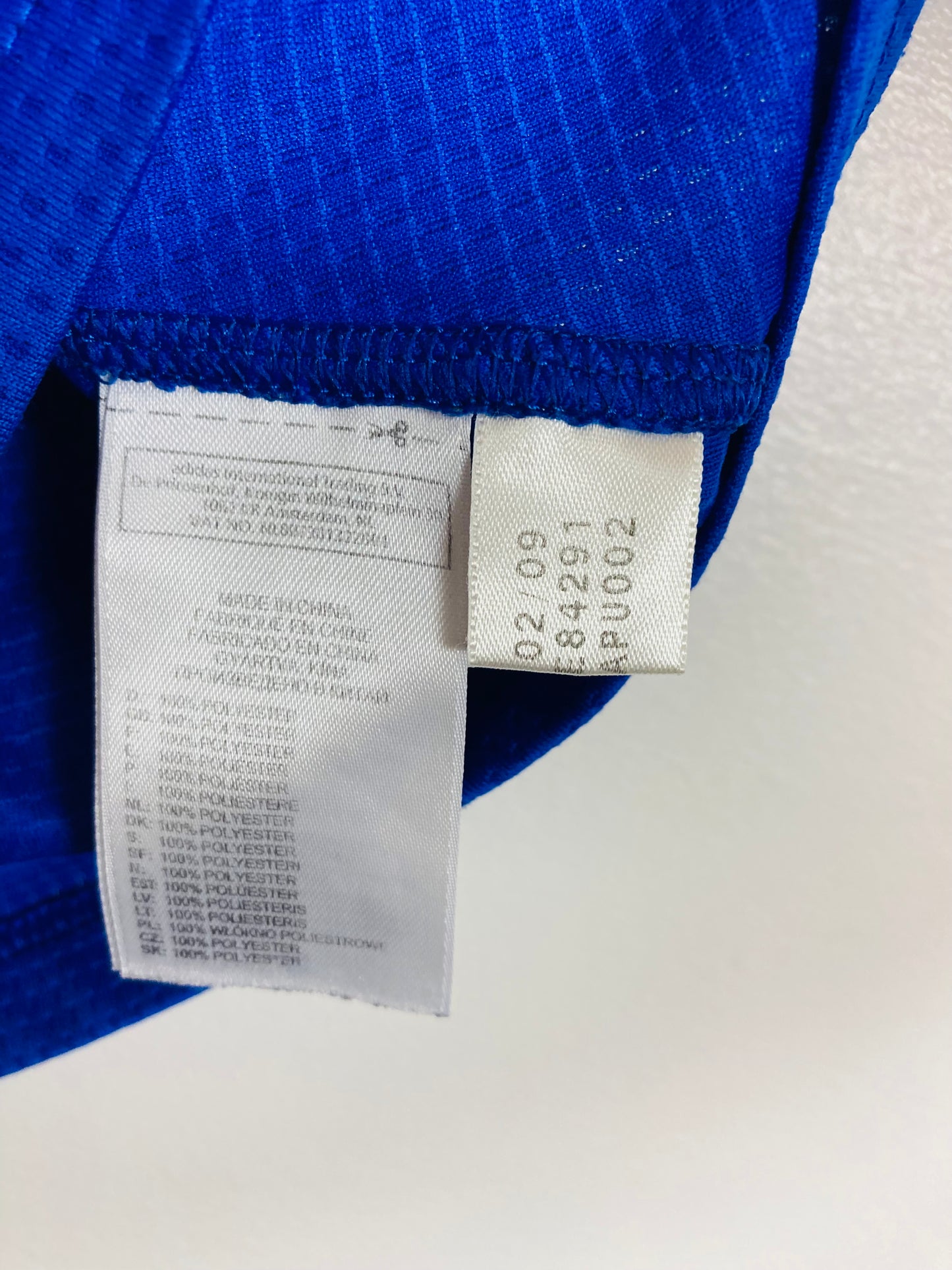 Chelsea home football shirt 2009/10 Drogba Medium