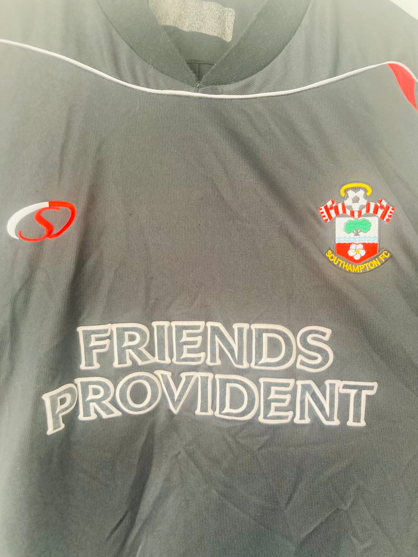 Southampton away football shirt
2001/02 XL