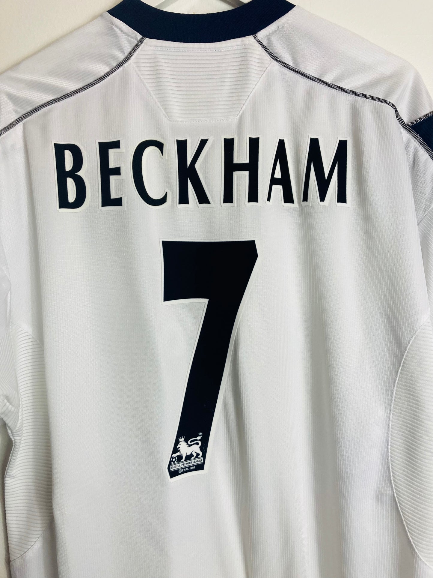 Manchester United away football shirt 2000/01 Beckham XL