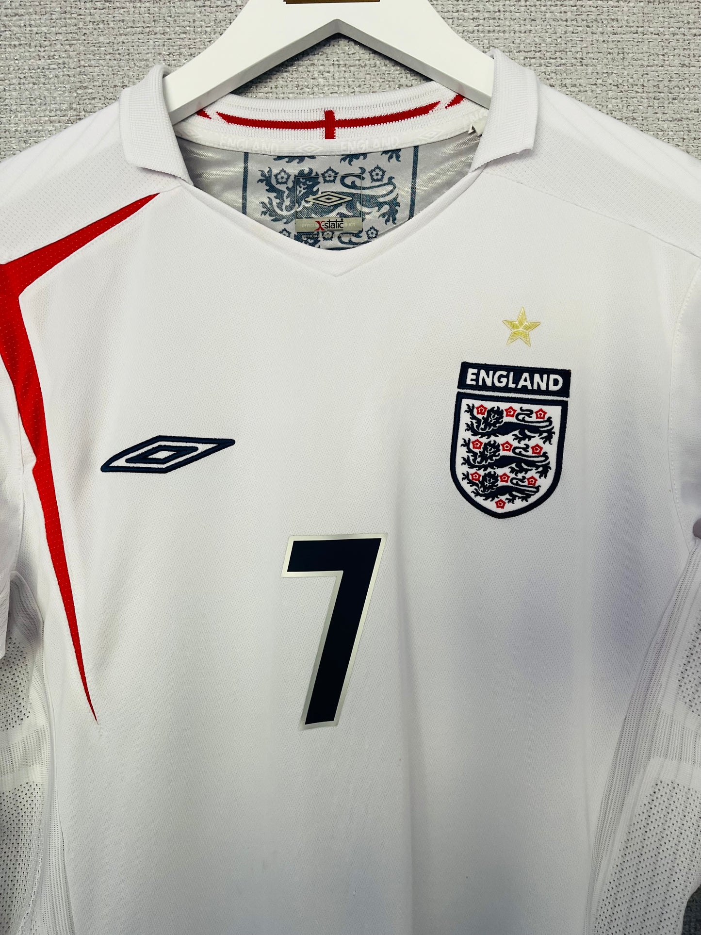 England home football shirt
W/C 2006 Beckham Medium