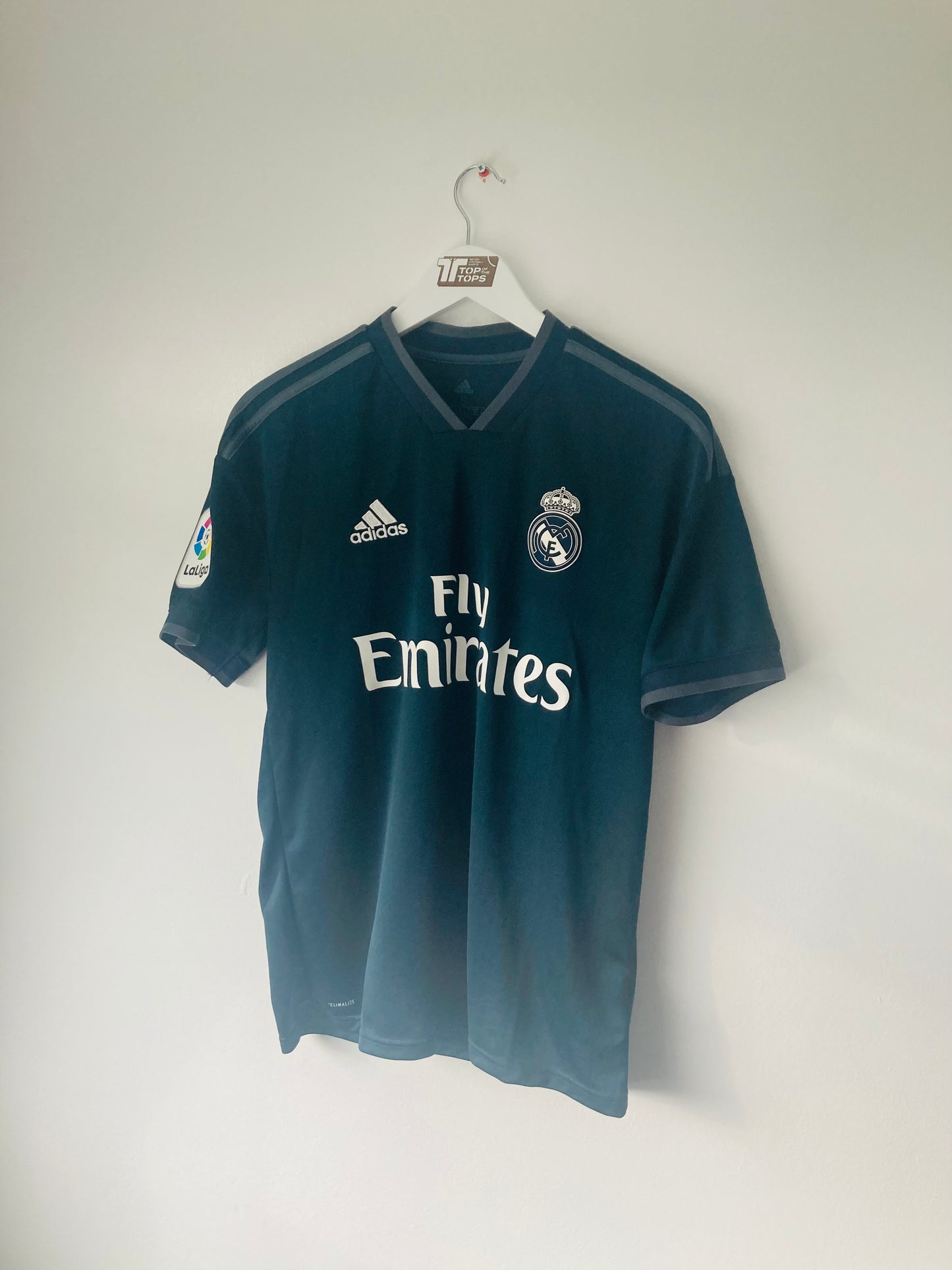 Real Madrid away football shirt 2018/19 Modric small