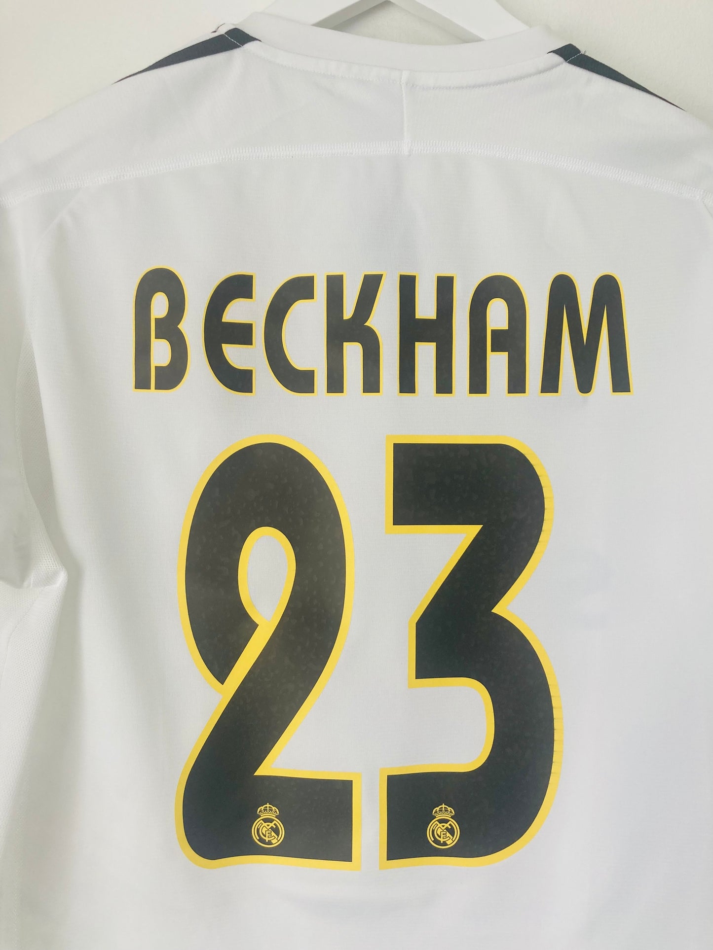 Real Madrid home football shirt 2003/04 Beckham Medium