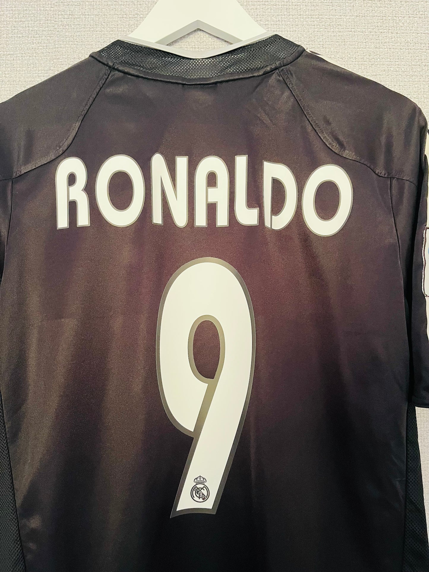 Real Madrid away football shirt 2004/05 R9 Large