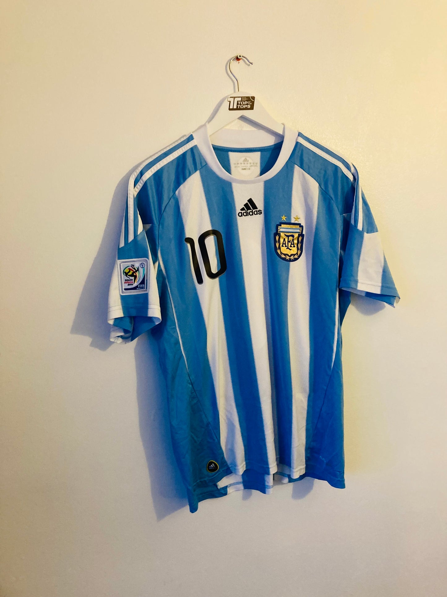 Argentina home football shirt
World Cup 2010 Messi large