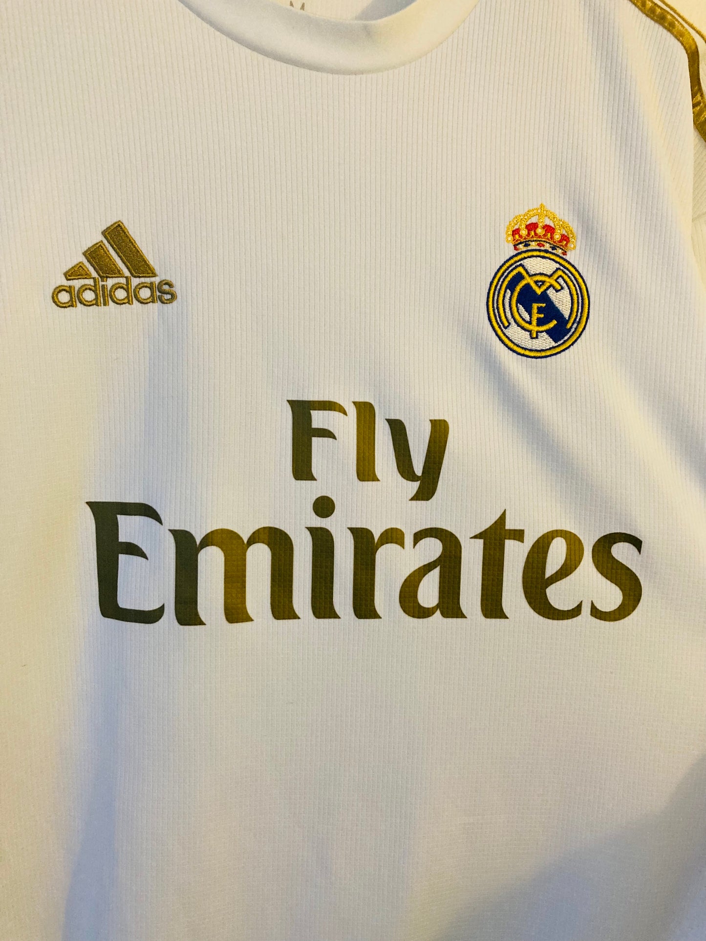 Real Madrid home football shirt 2018/19 Valverde medium