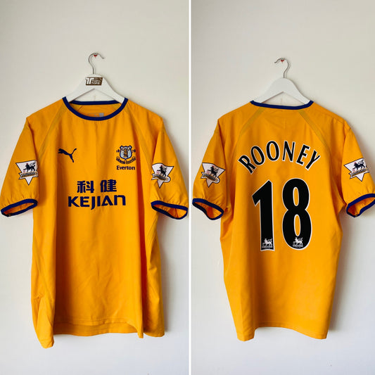 Everton away football shirt
2003/04 Rooney XL