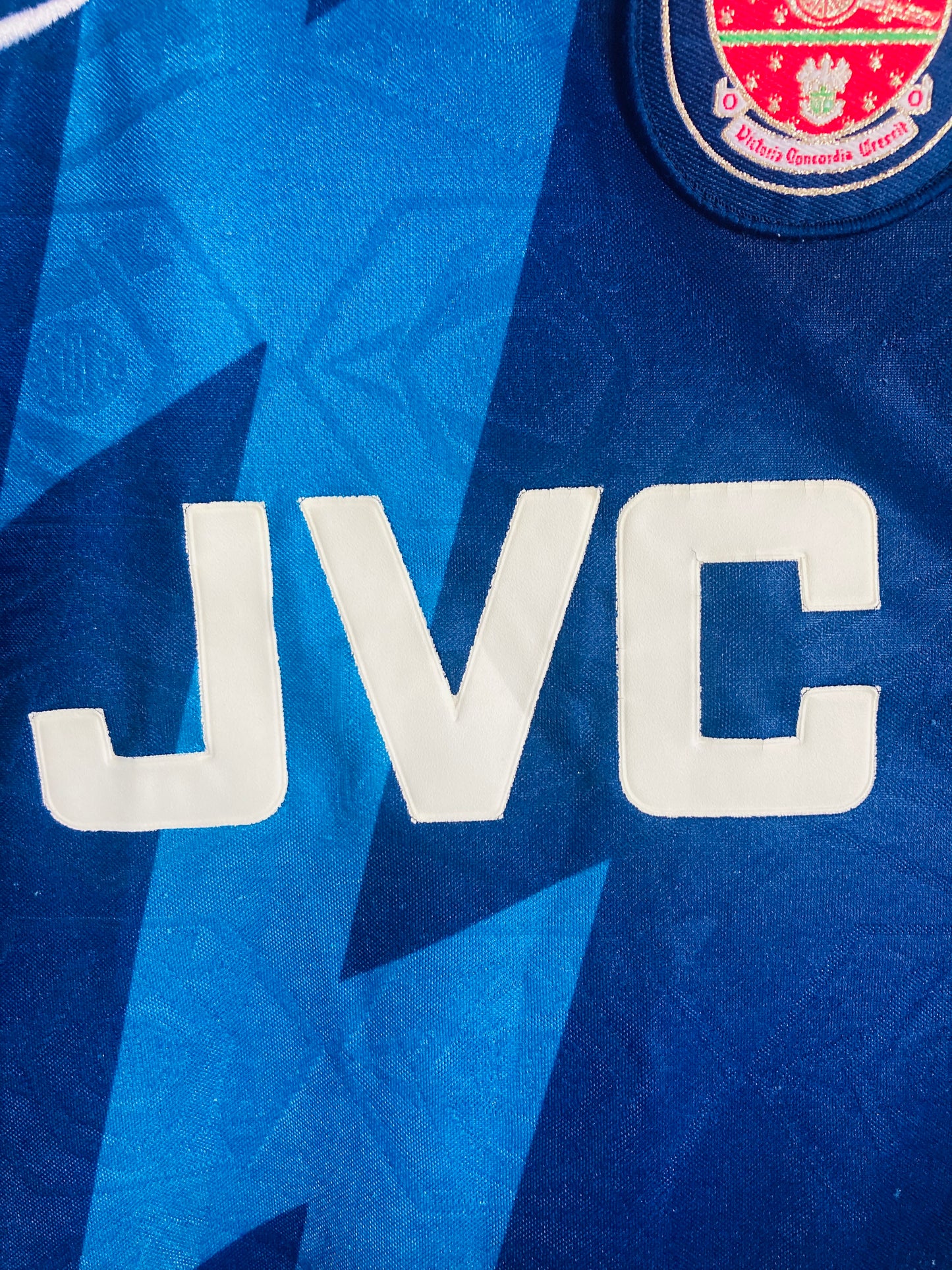 Arsenal away football shirt
1995/96 Wright Large