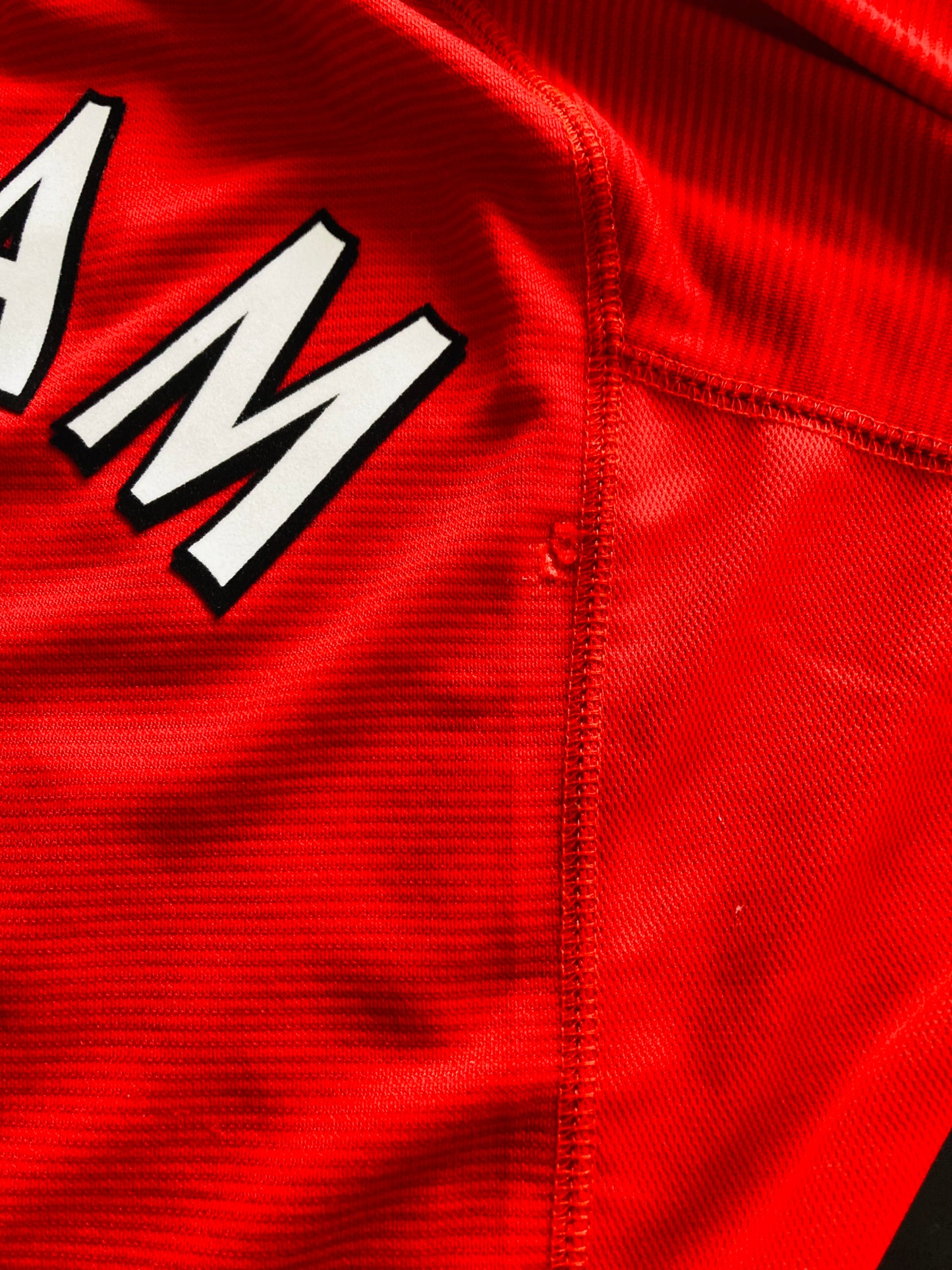 Manchester United home football shirt 2000/02
Beckham Large