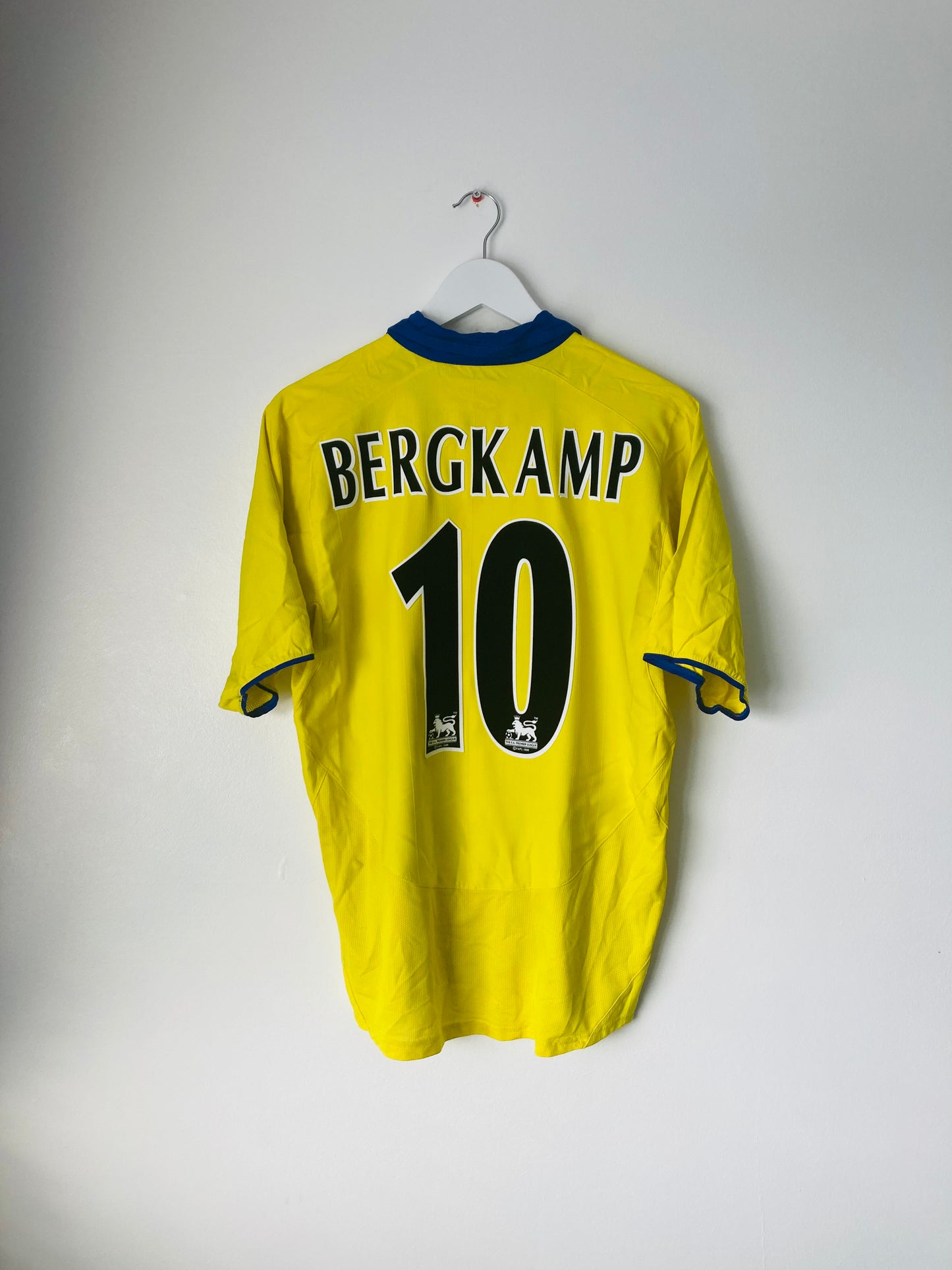 Arsenal away football shirt 2003/04 Bergkamp Medium