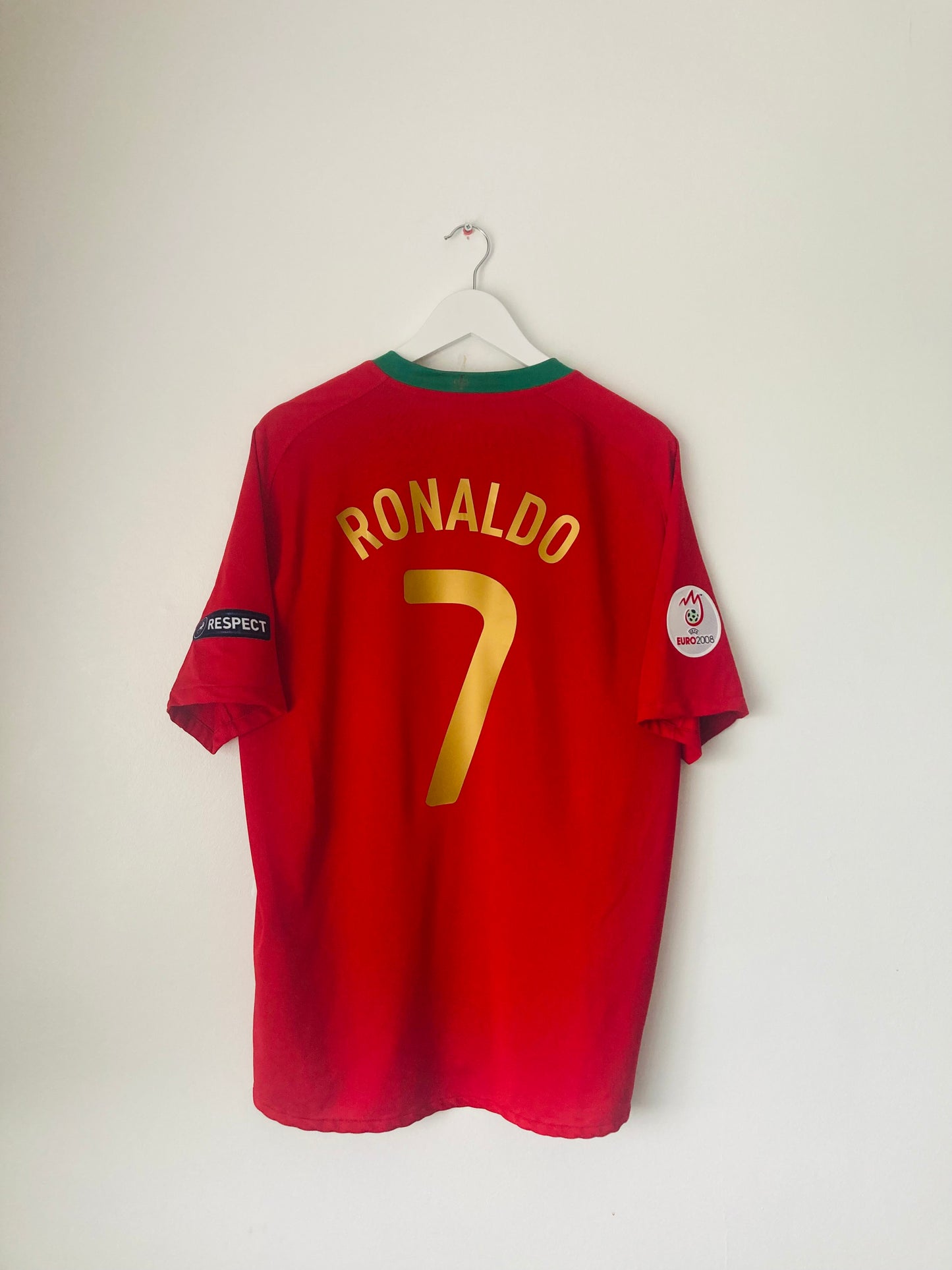 Portugal home football shirt Euro 2008 CR7 XL