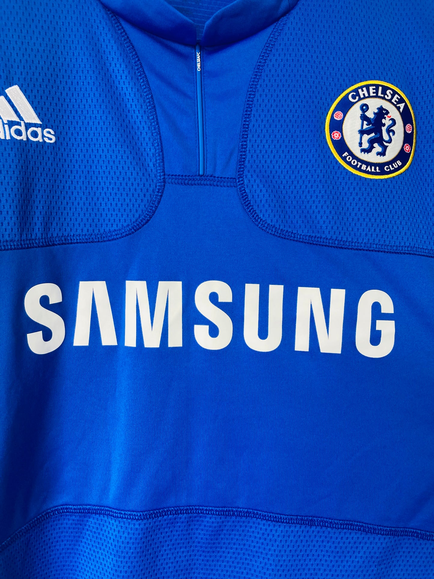 Chelsea home football shirt 2009/10 Drogba Large