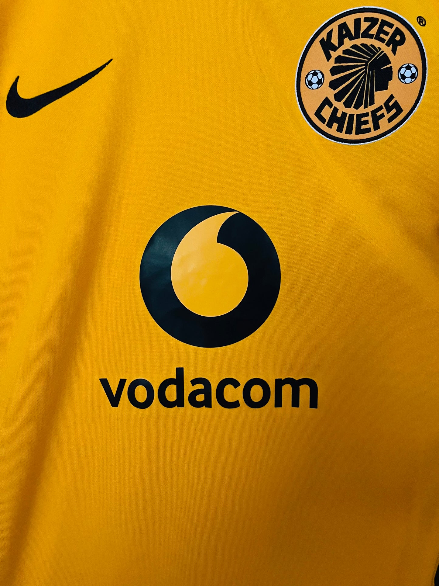 Kaizer Chiefs home football shirt 2021/22 Medium