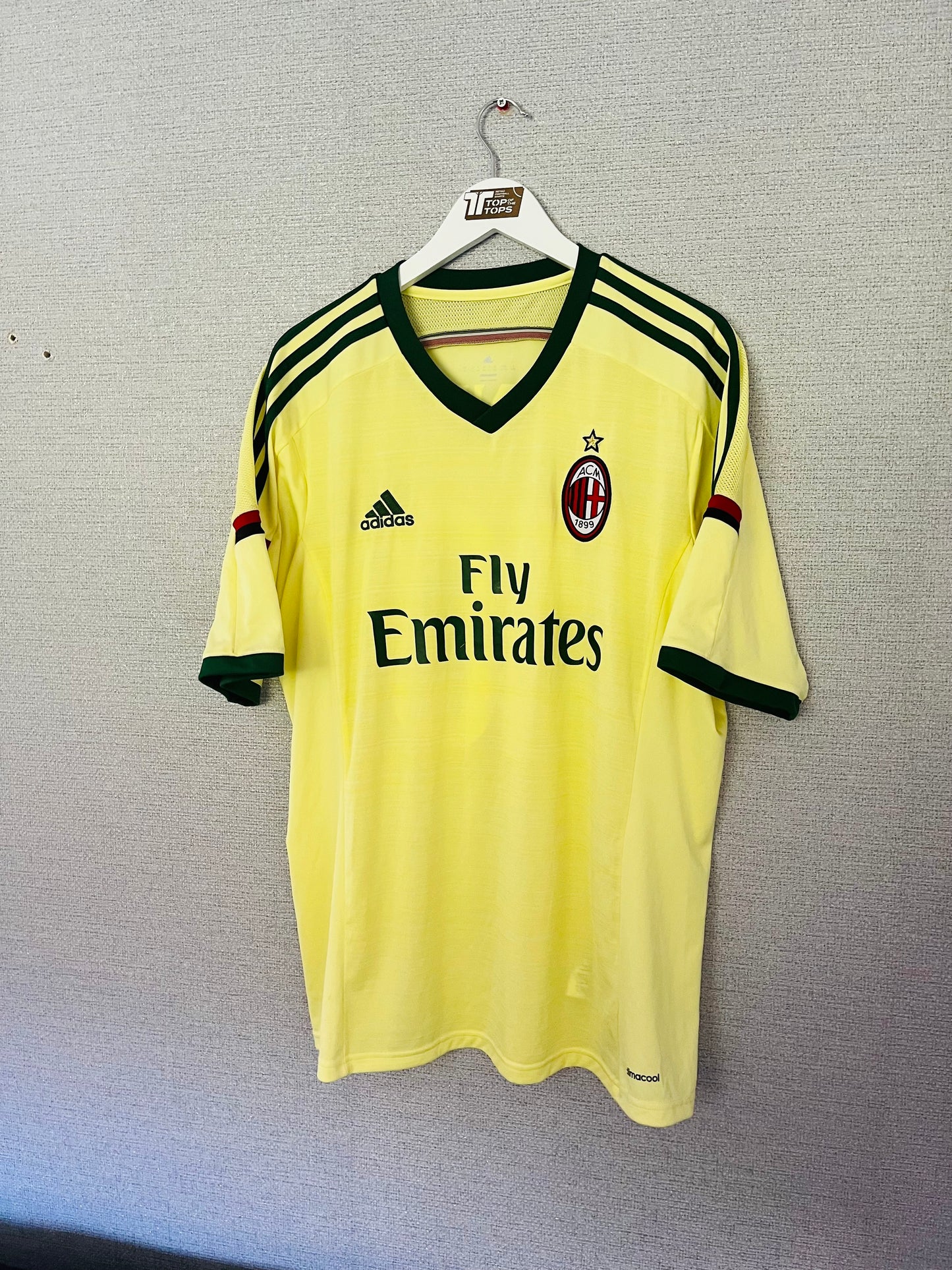 AC Milan third football shirt
2014/15 Honda XL