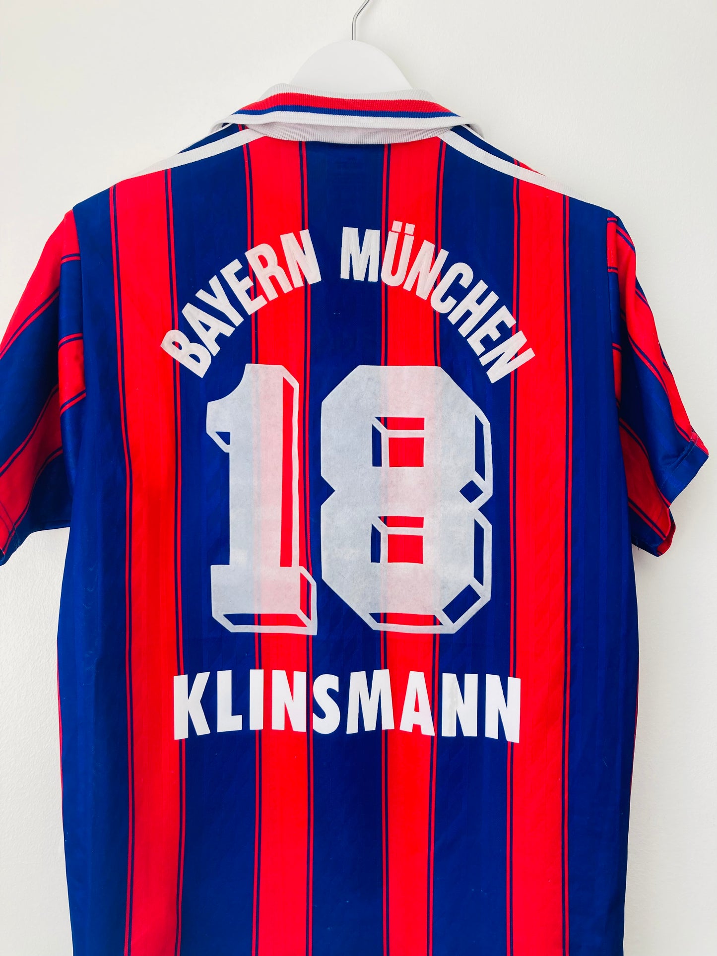 Bayern Munich home football shirt
1995/97 Klinsmann small