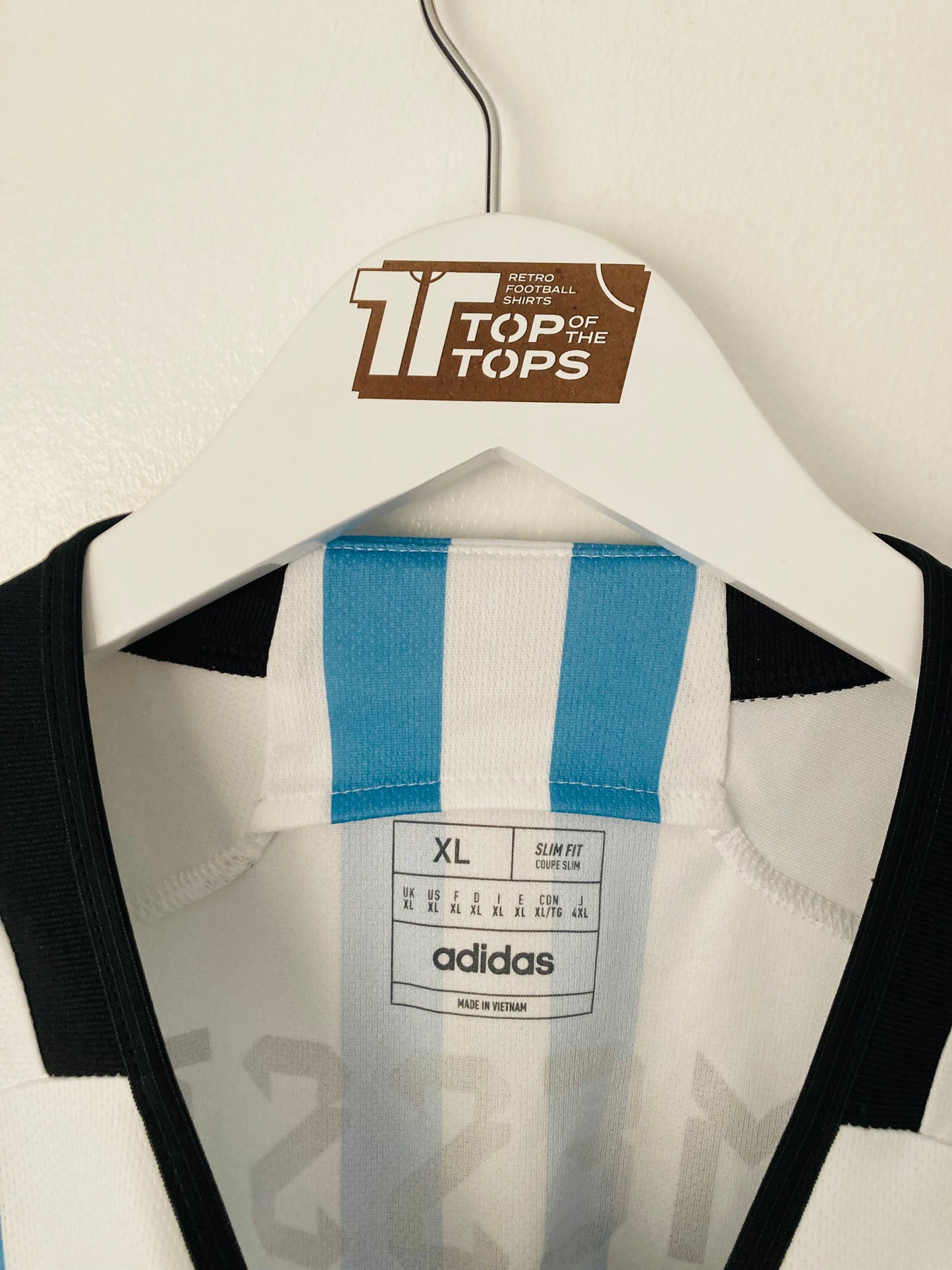 Argentina home football shirt
World Cup 2022 Messi XL