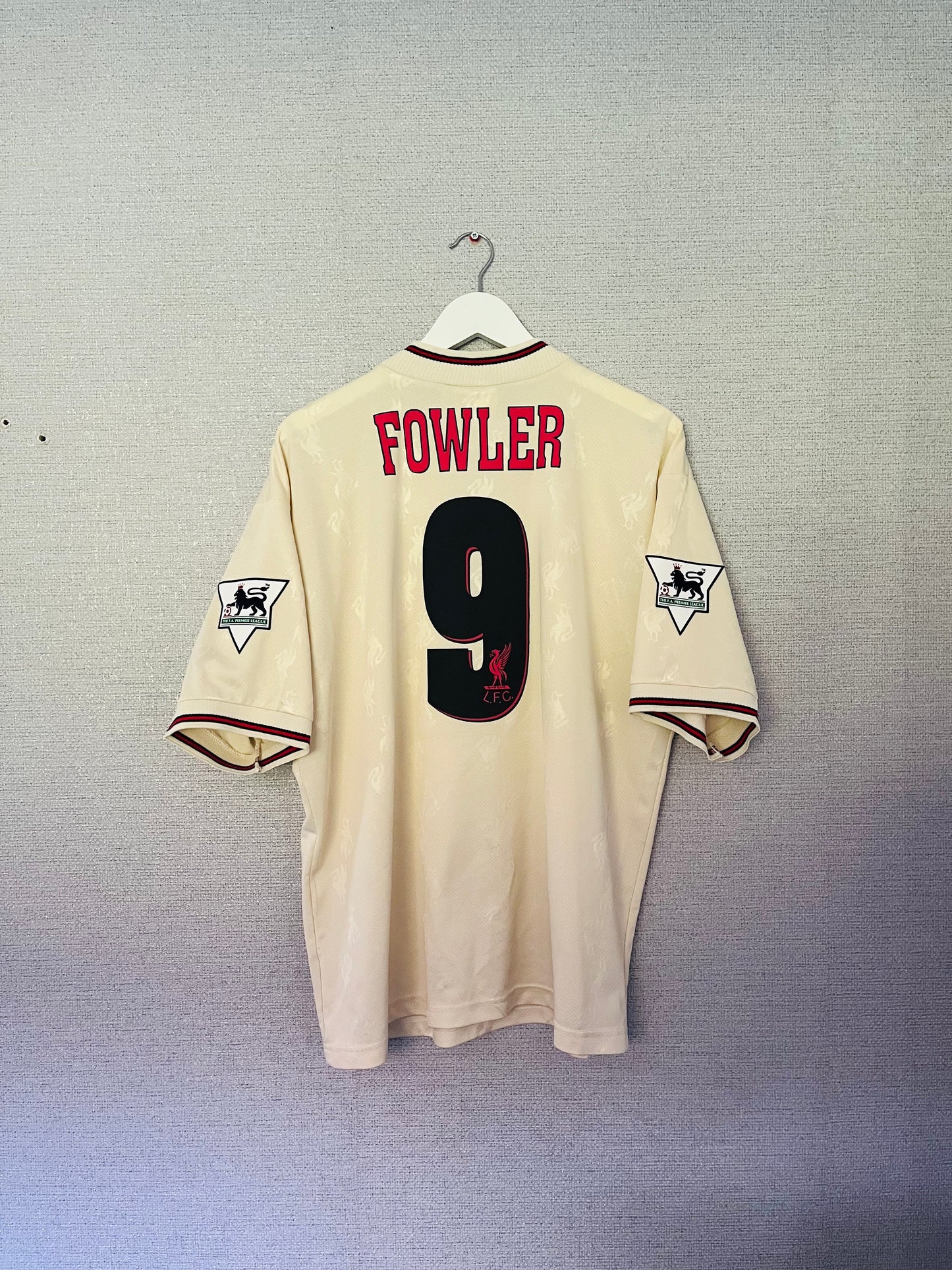 Liverpool away football shirt 1996/97 Fowler Large
