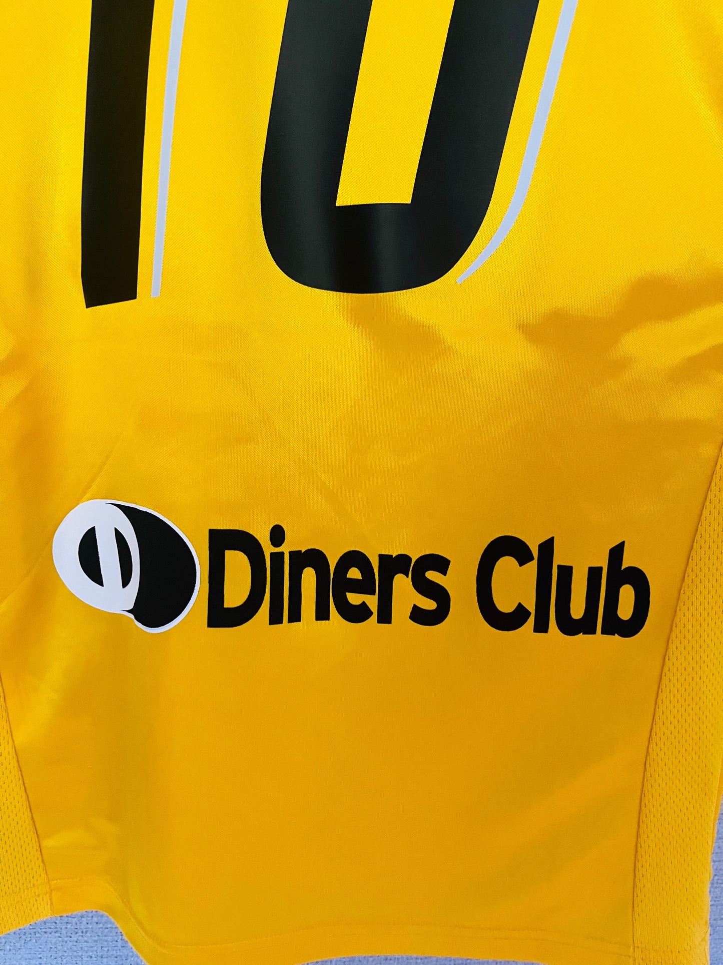 AEK Athens home football shirt
2007/08 Rivaldo Medium