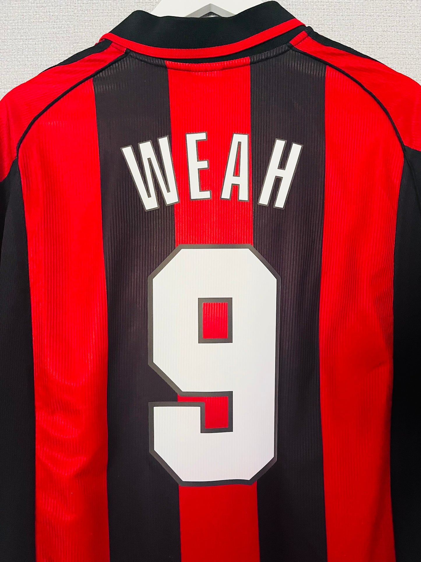 AC Milan home football shirt 1998/2000 Weah XL