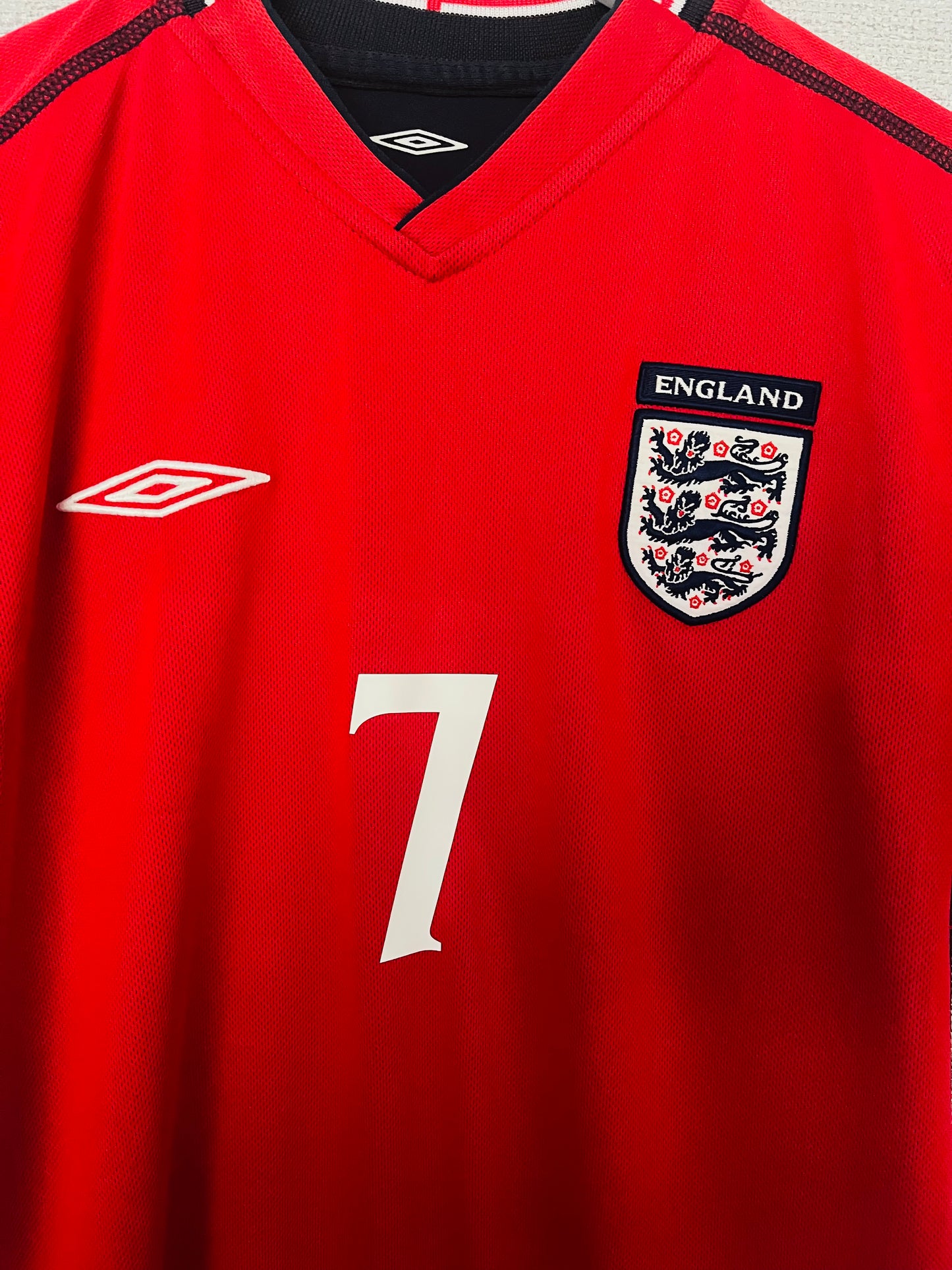 England away reversible football shirt W/C 2002 Beckham Small