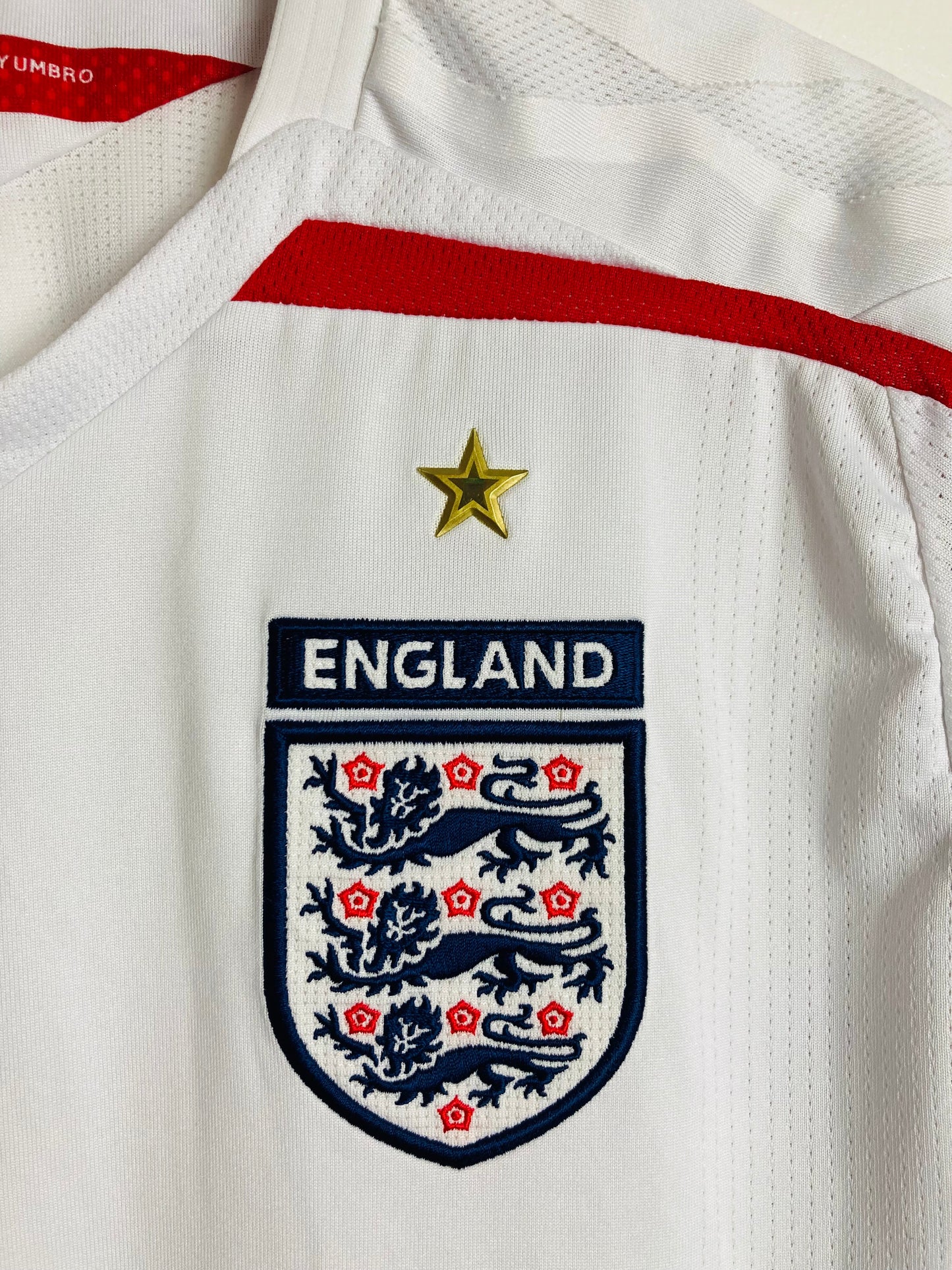 England home football shirt 2007/09 Large