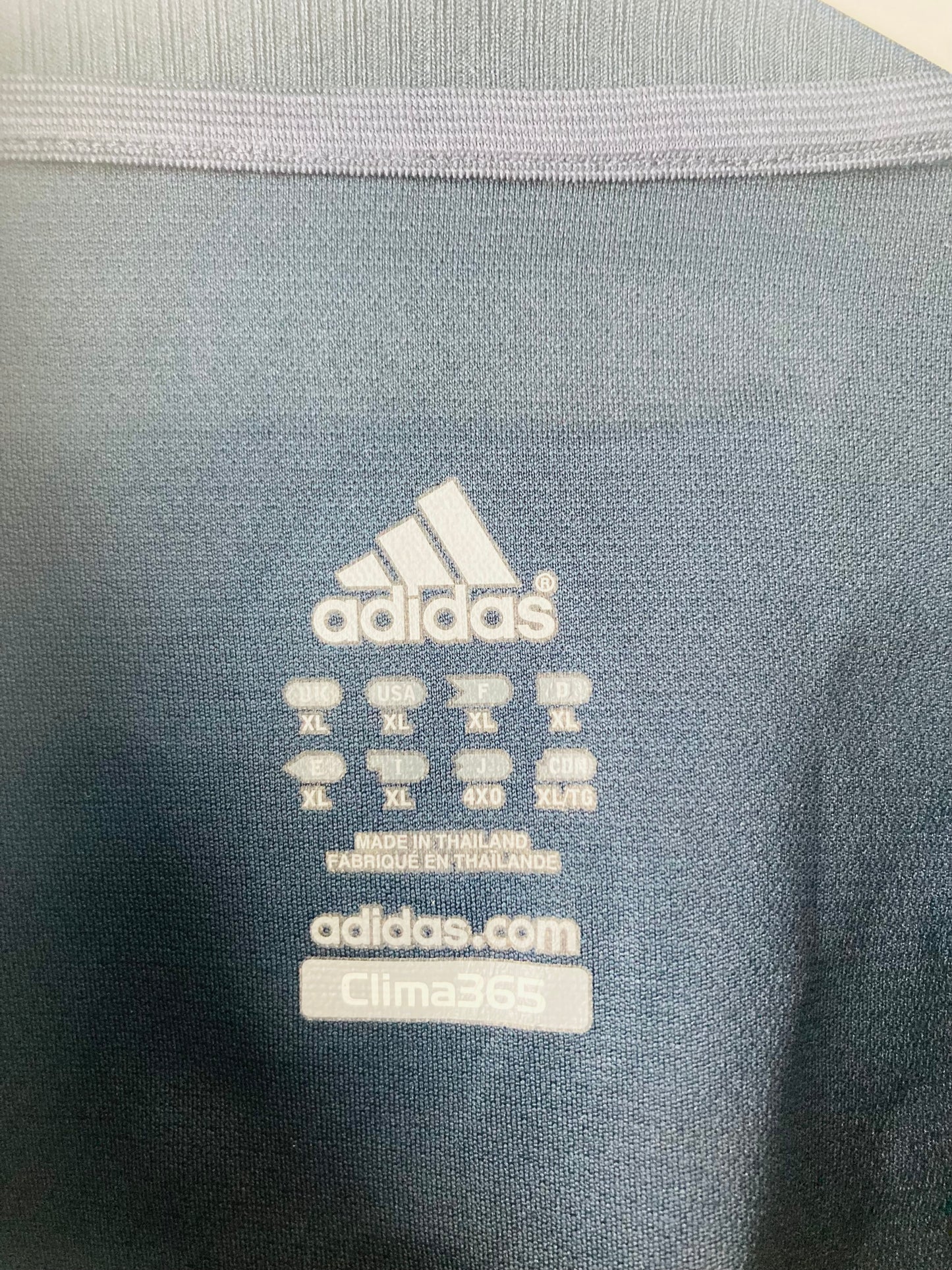 Argentina away football shirt 2007/09 Messi XL