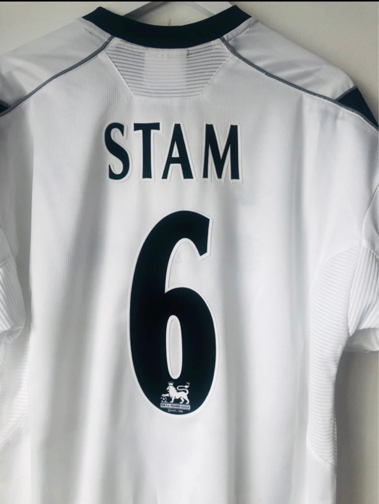 Manchester United away football shirt
Stam Large 1999/2000
