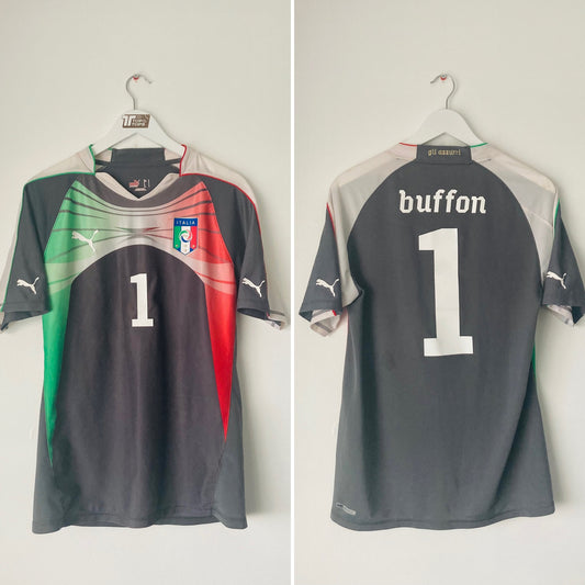 Italy goalkeeper football shirt
2011/12 Buffon Medium