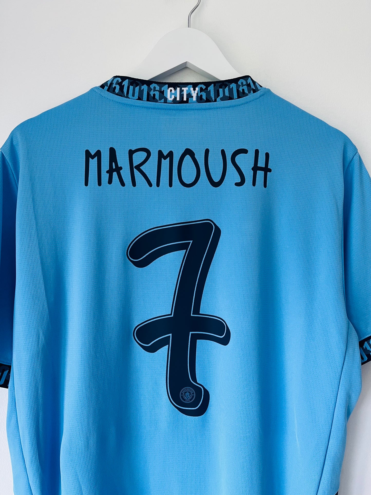 Manchester City home football shirt 2024/25 Marmoush Large