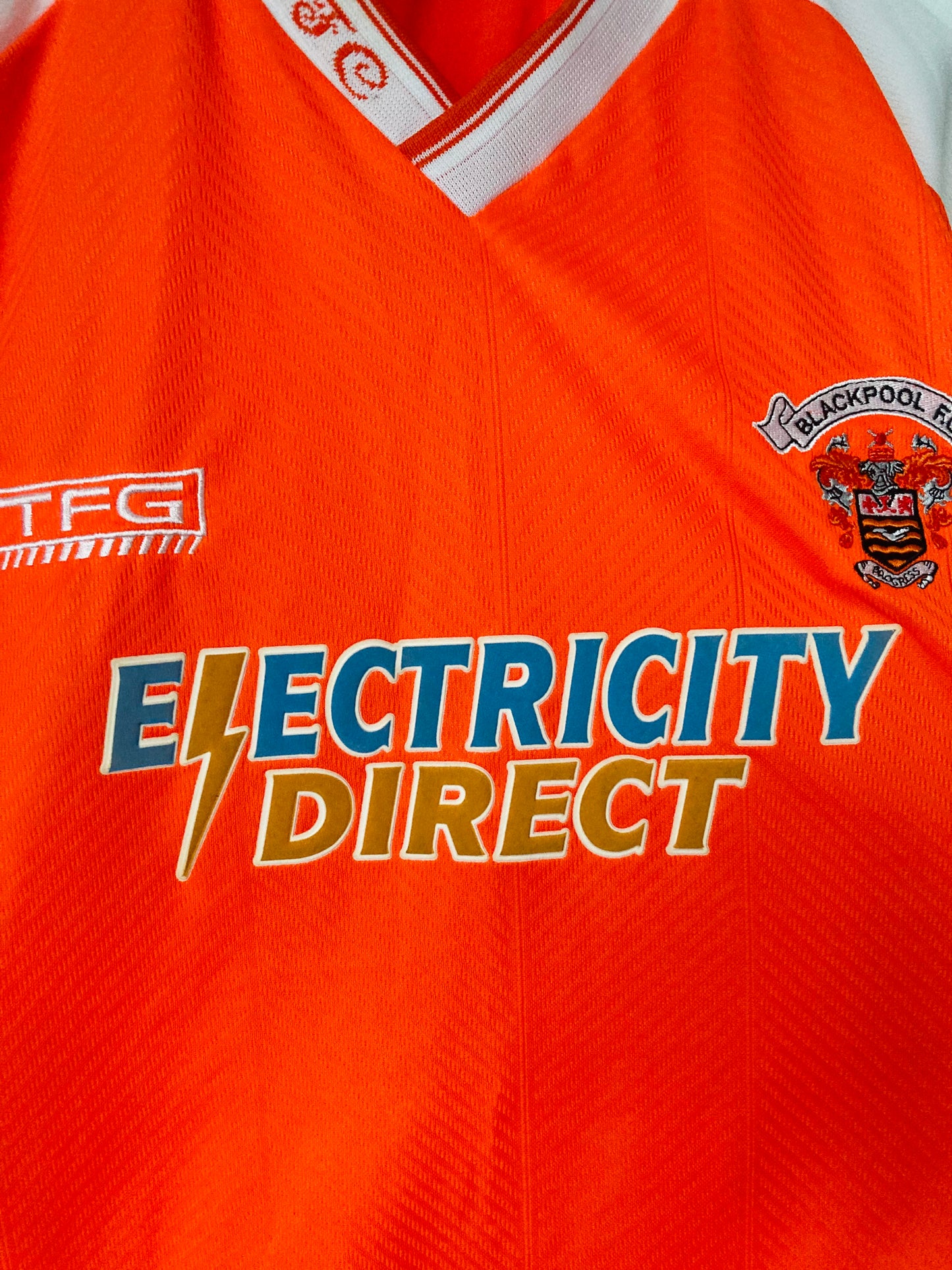 Blackpool home football shirt 2001/03 XXL