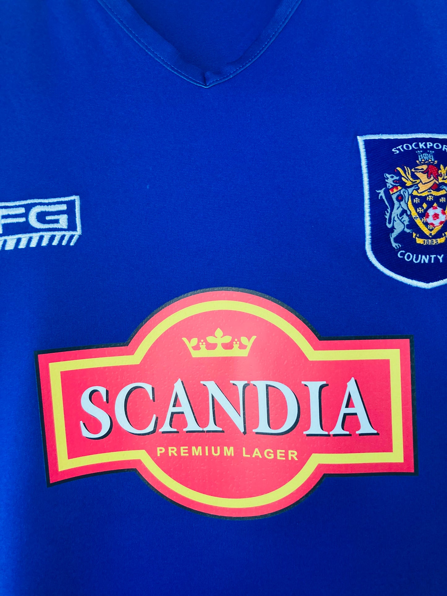 Stockport County home football shirt 2004/06 Large