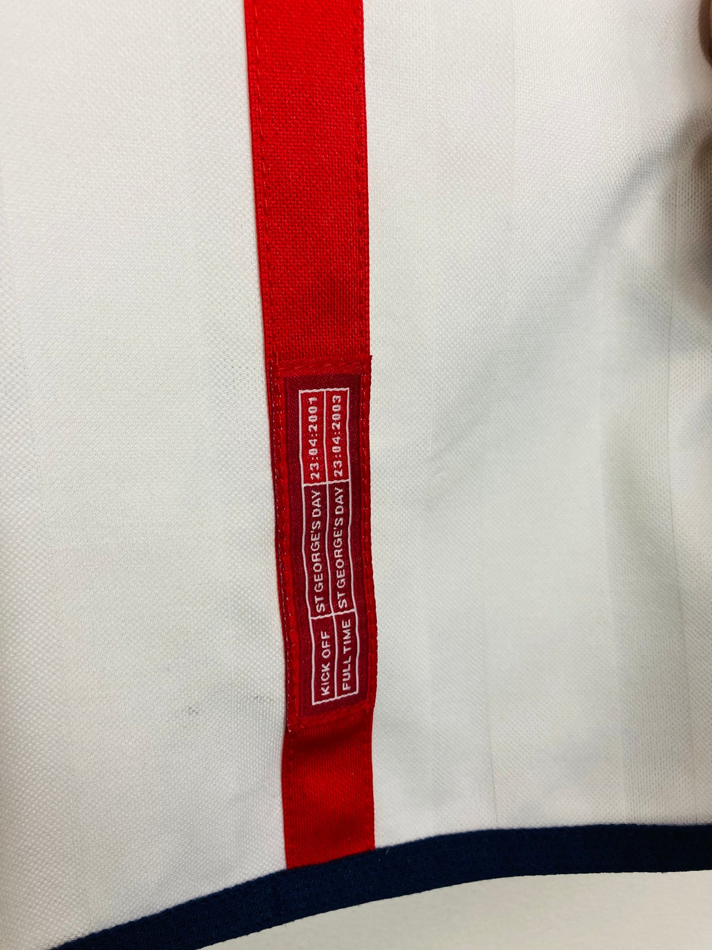 England home football shirt W/C 2002 Beckham small