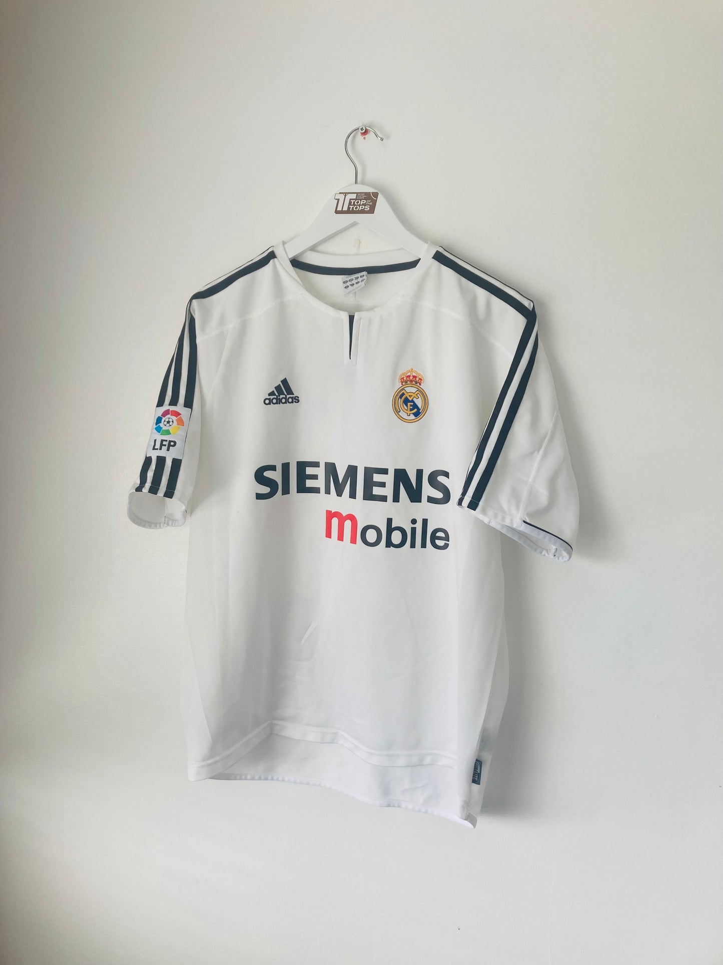 Real Madrid home football shirt 2003/04 Beckham Medium