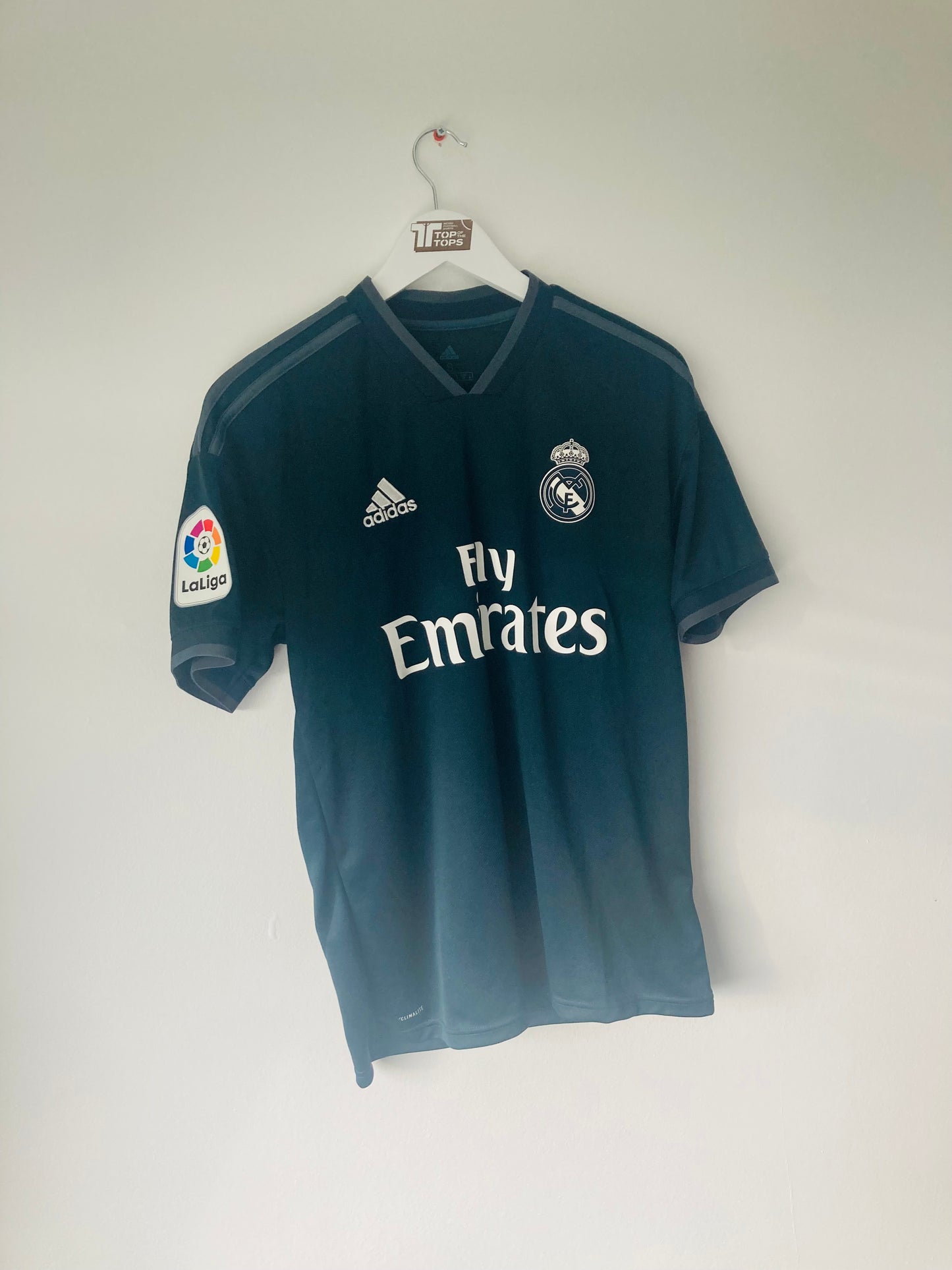 Real Madrid away football shirt 2018/19 Modric small