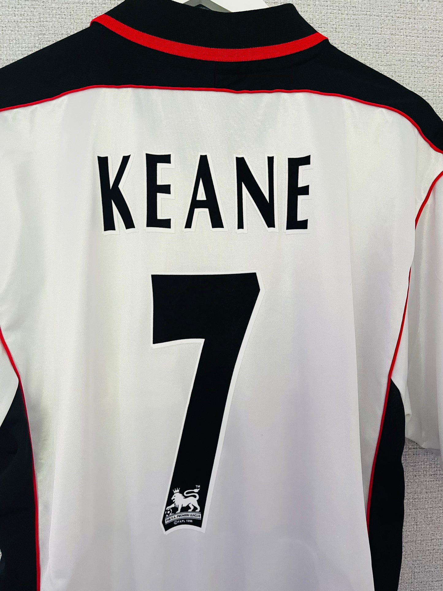 Coventry City away football shirt 1999/2000 Keane XL