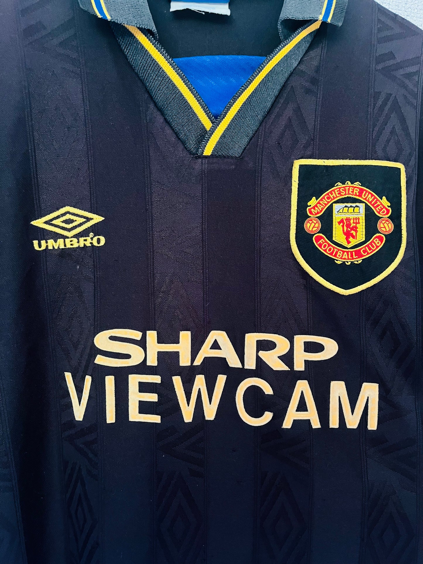 Manchester United away football shirt 1994/95 Cantona Medium