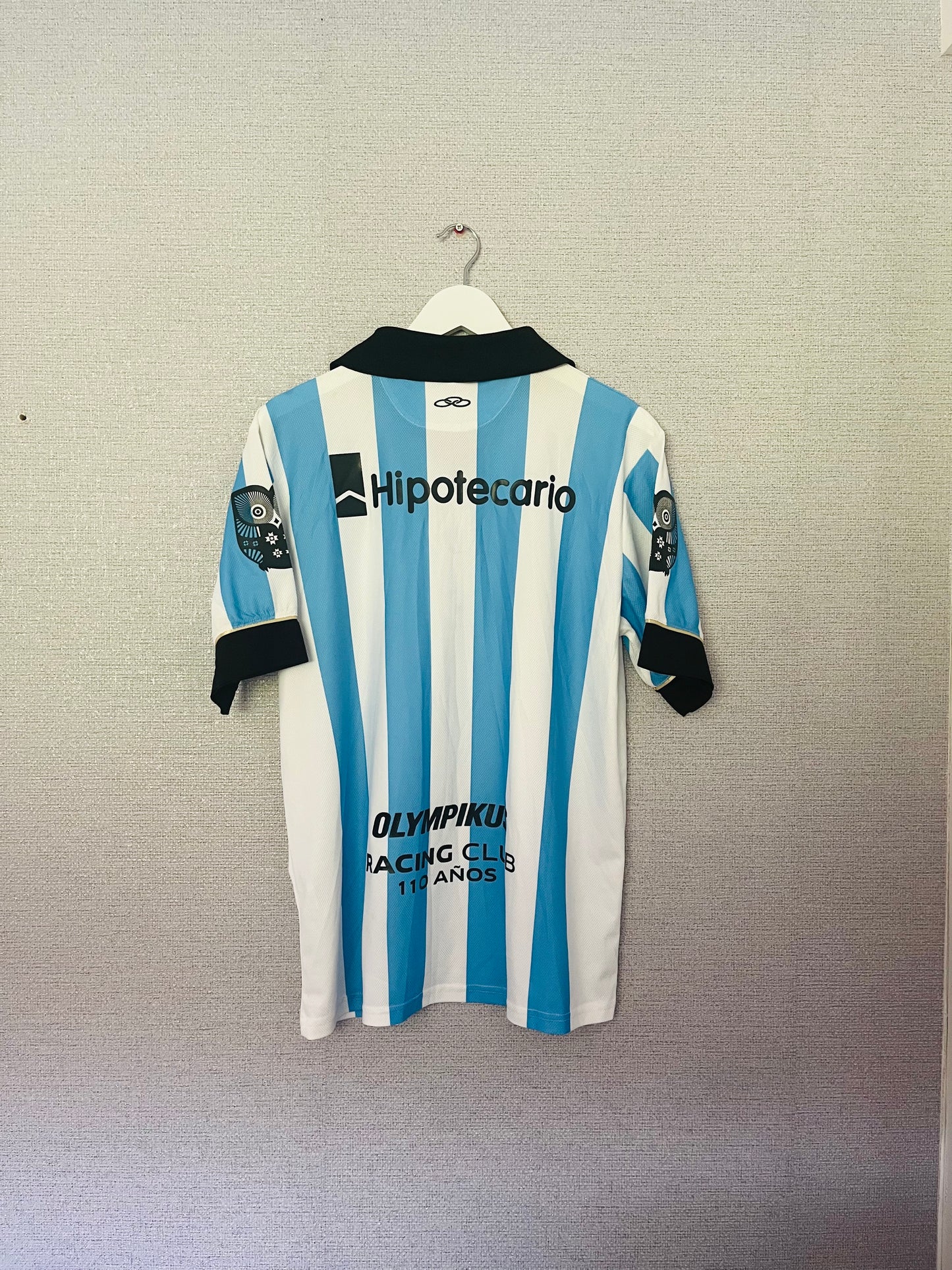 Racing Club home football shirt
2013/14 BNWTs Medium