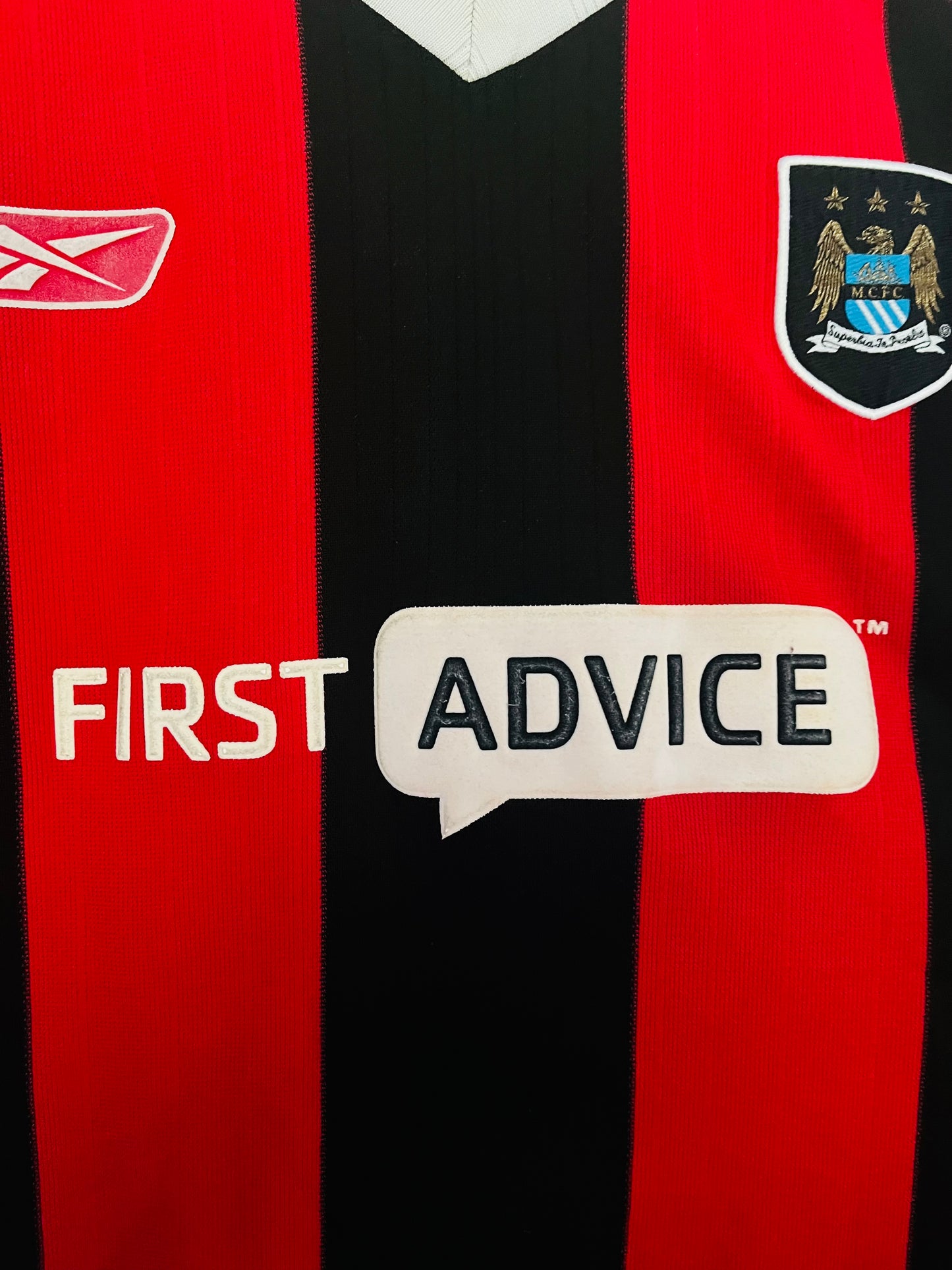 Manchester City away football shirt 2003/04 Sun Jihai Large